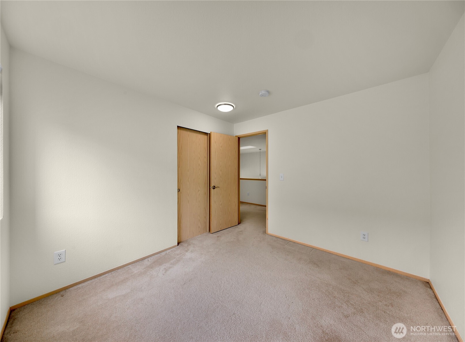 7015 76th Drive NE