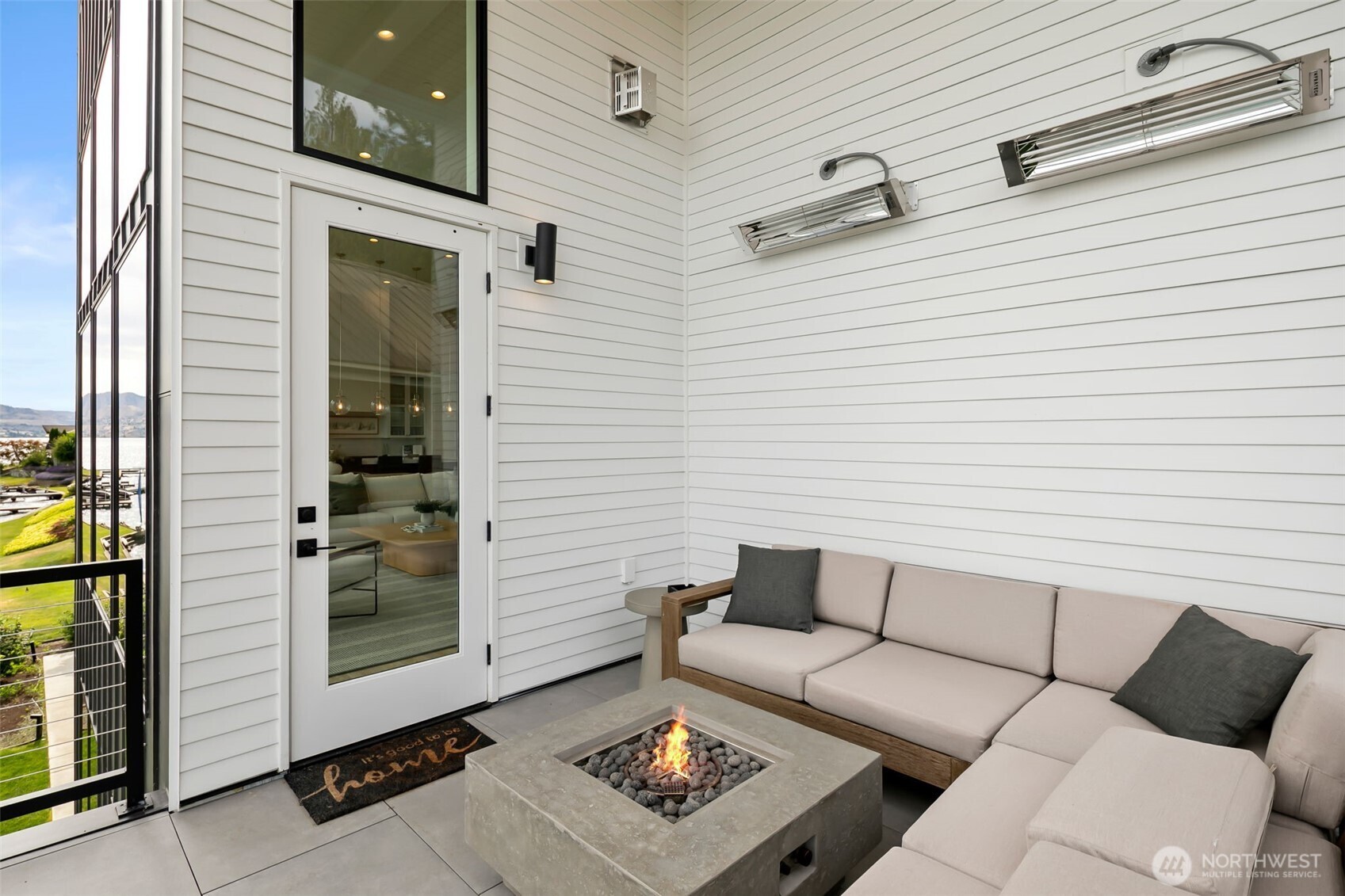 3212 S Lakeshore Road