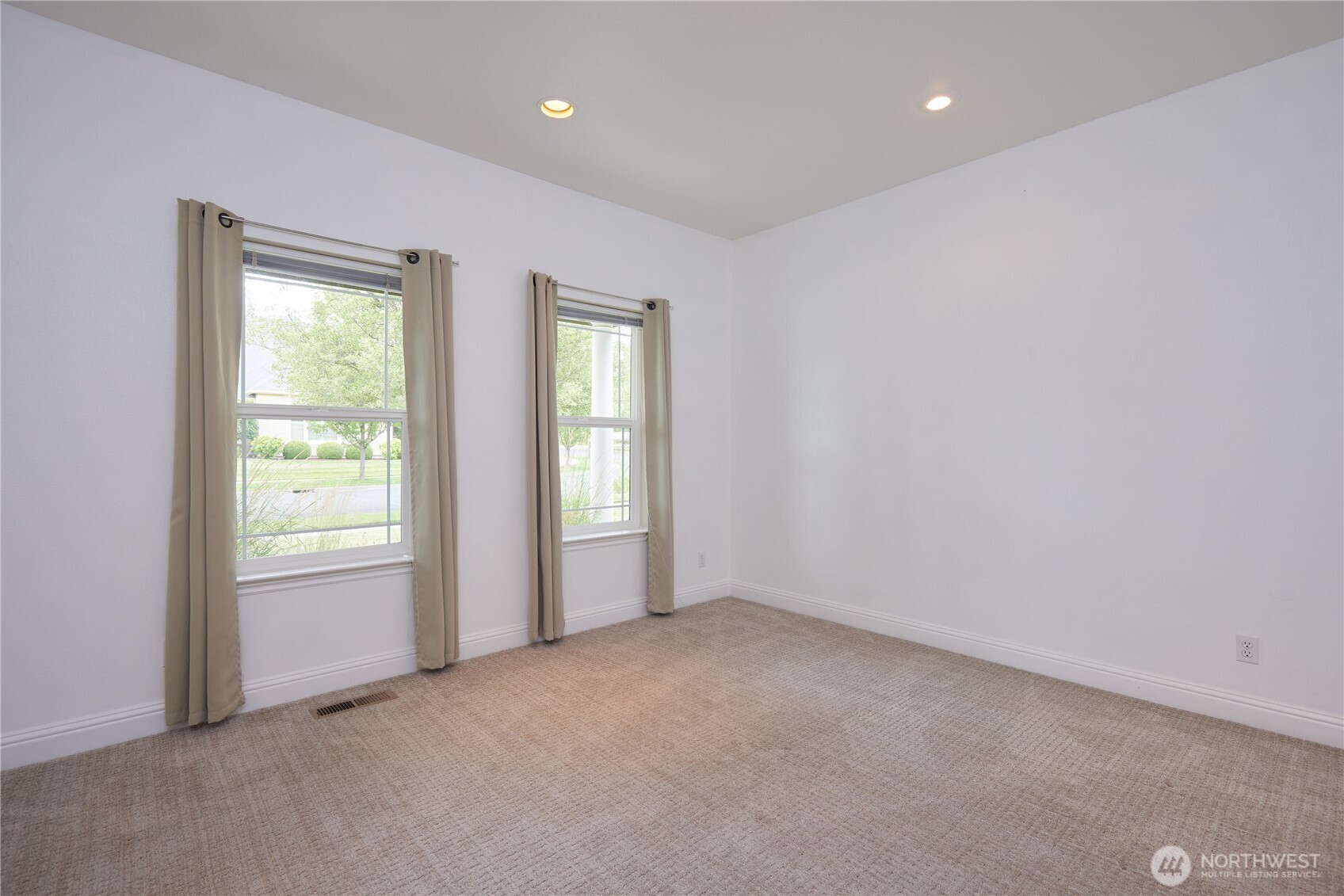 1676 Greenbriar Drive