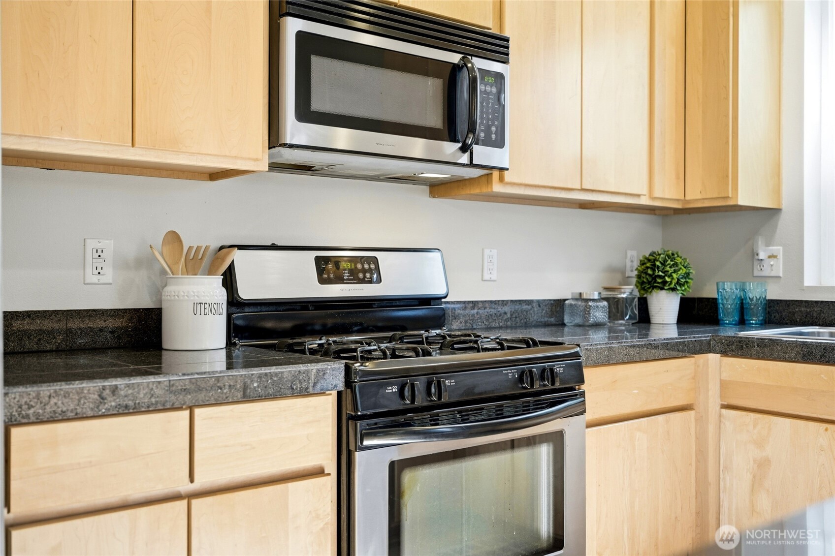 9054 17th Ave SW Unit: A