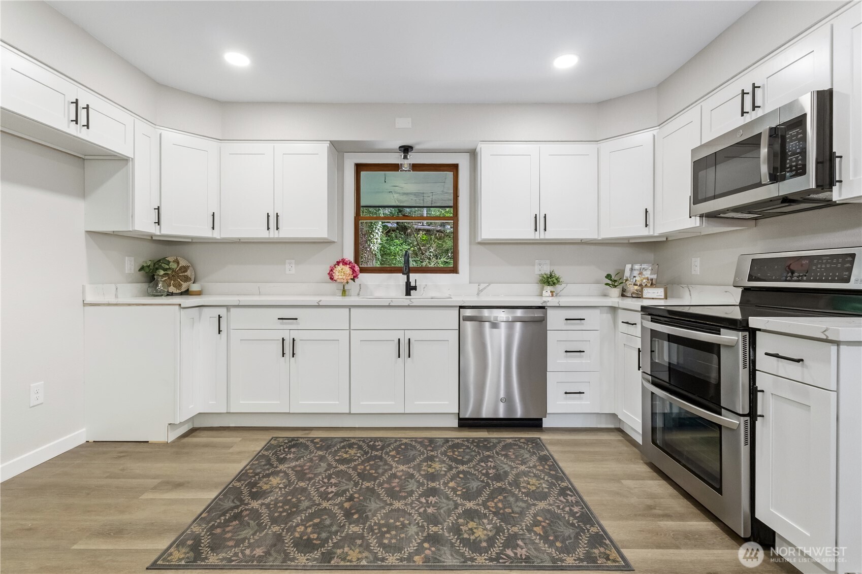 3595 NW Boundary Trail