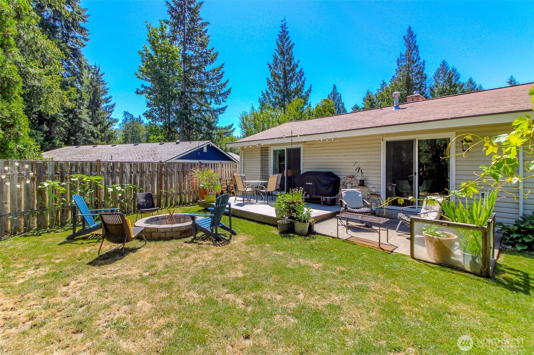 737 NW Firglade Drive
