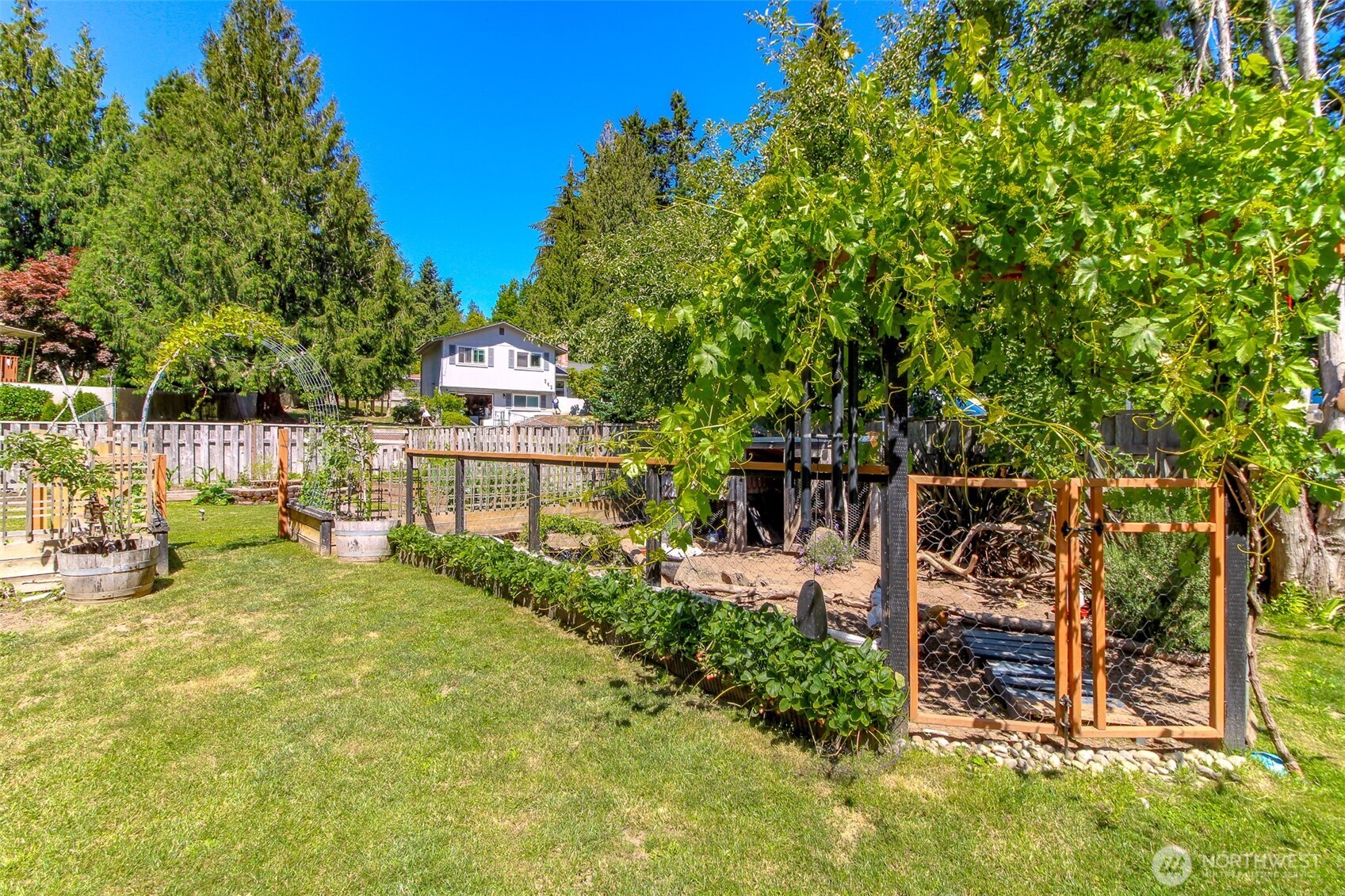 737 NW Firglade Drive