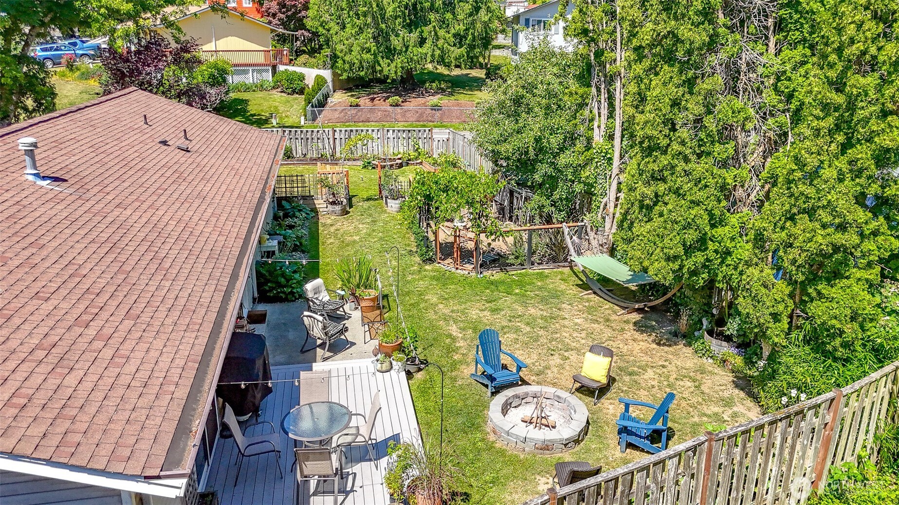 737 NW Firglade Drive