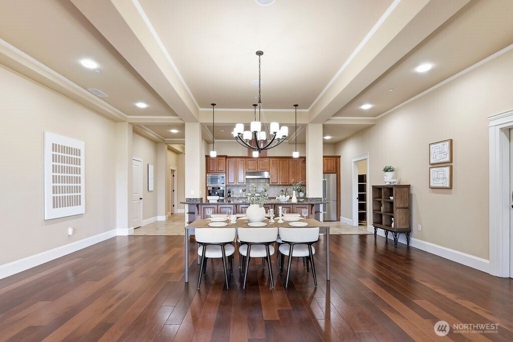 207 Broadway Unit: 200