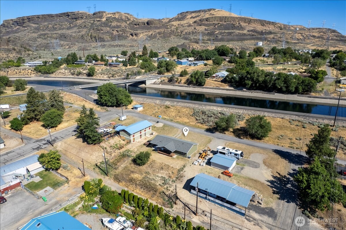 109 C Street