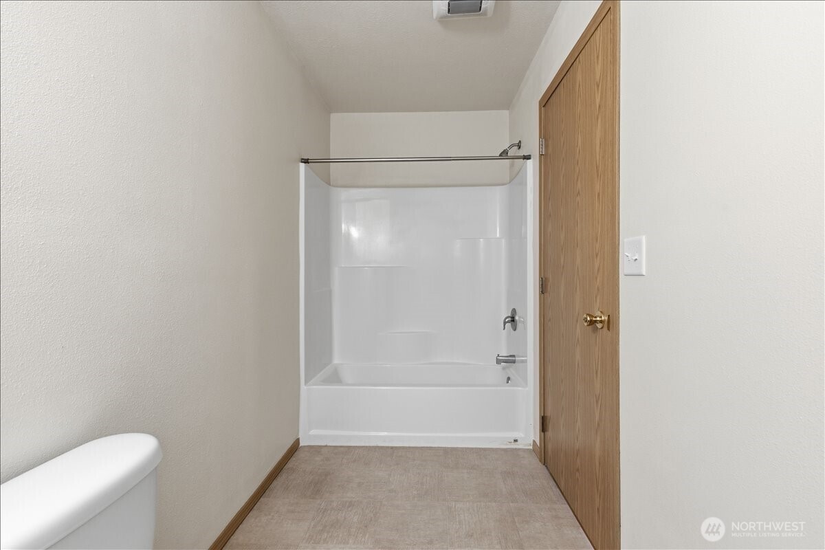 109 C Street