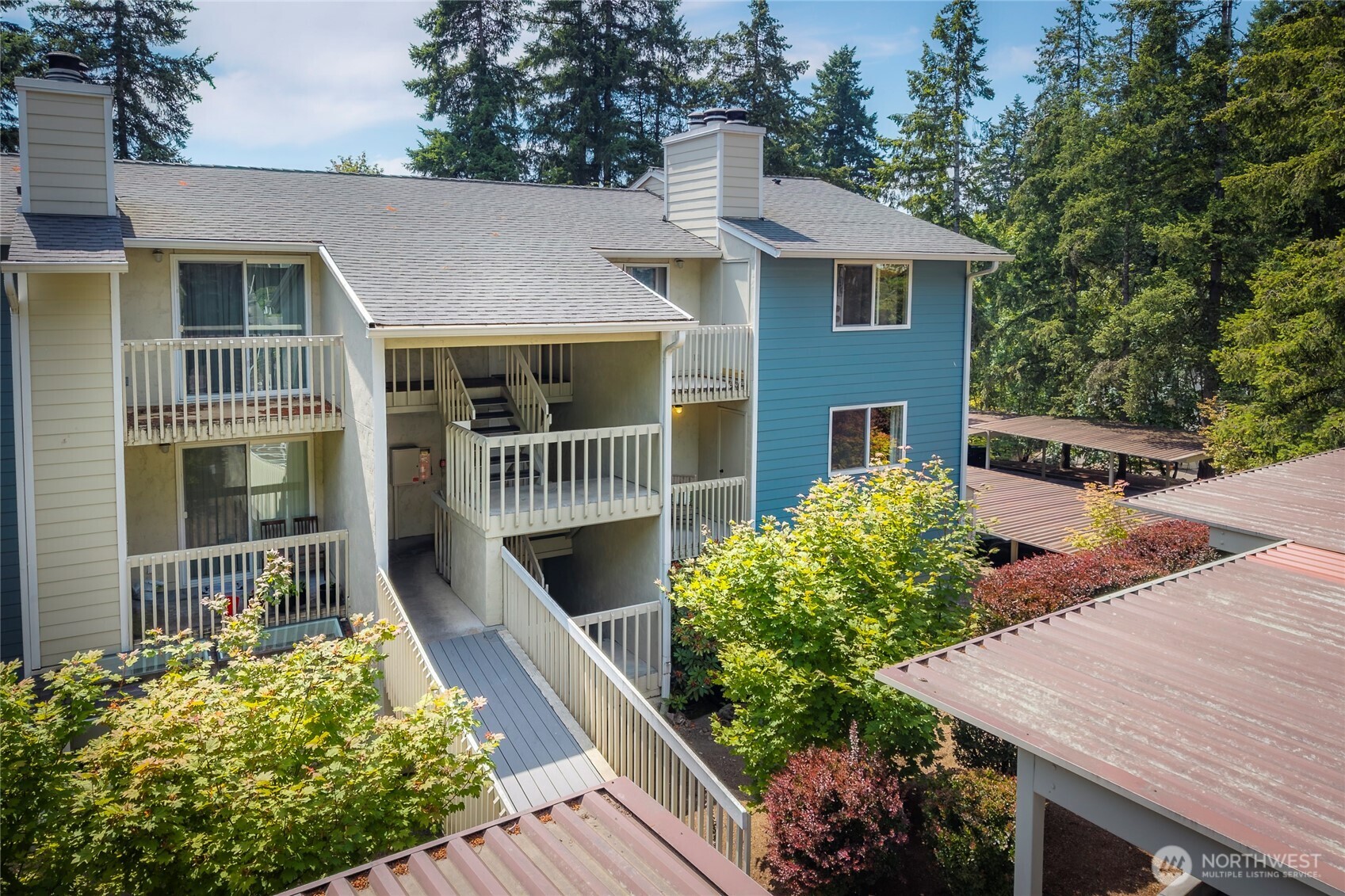 9474 Redmond-Woodinville Road NE