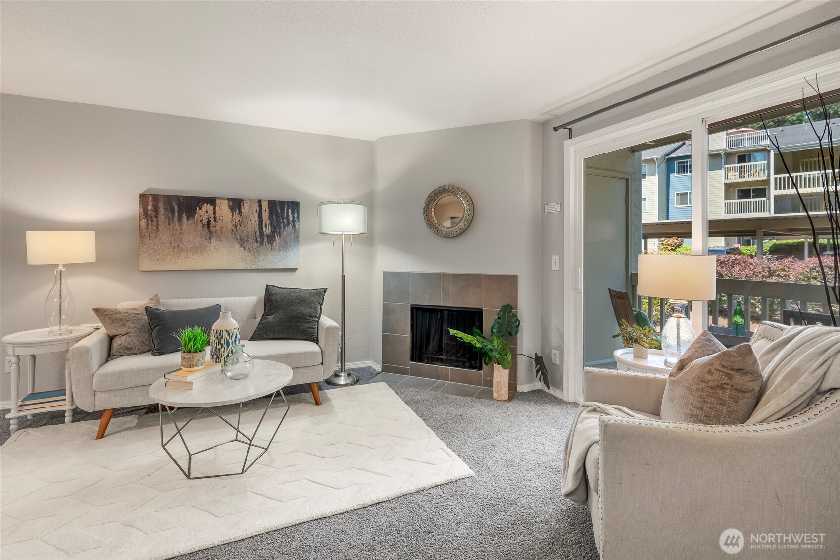 9474 Redmond-Woodinville Road NE