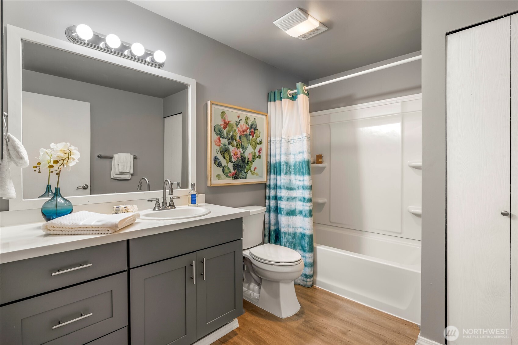 9474 Redmond-Woodinville Road NE