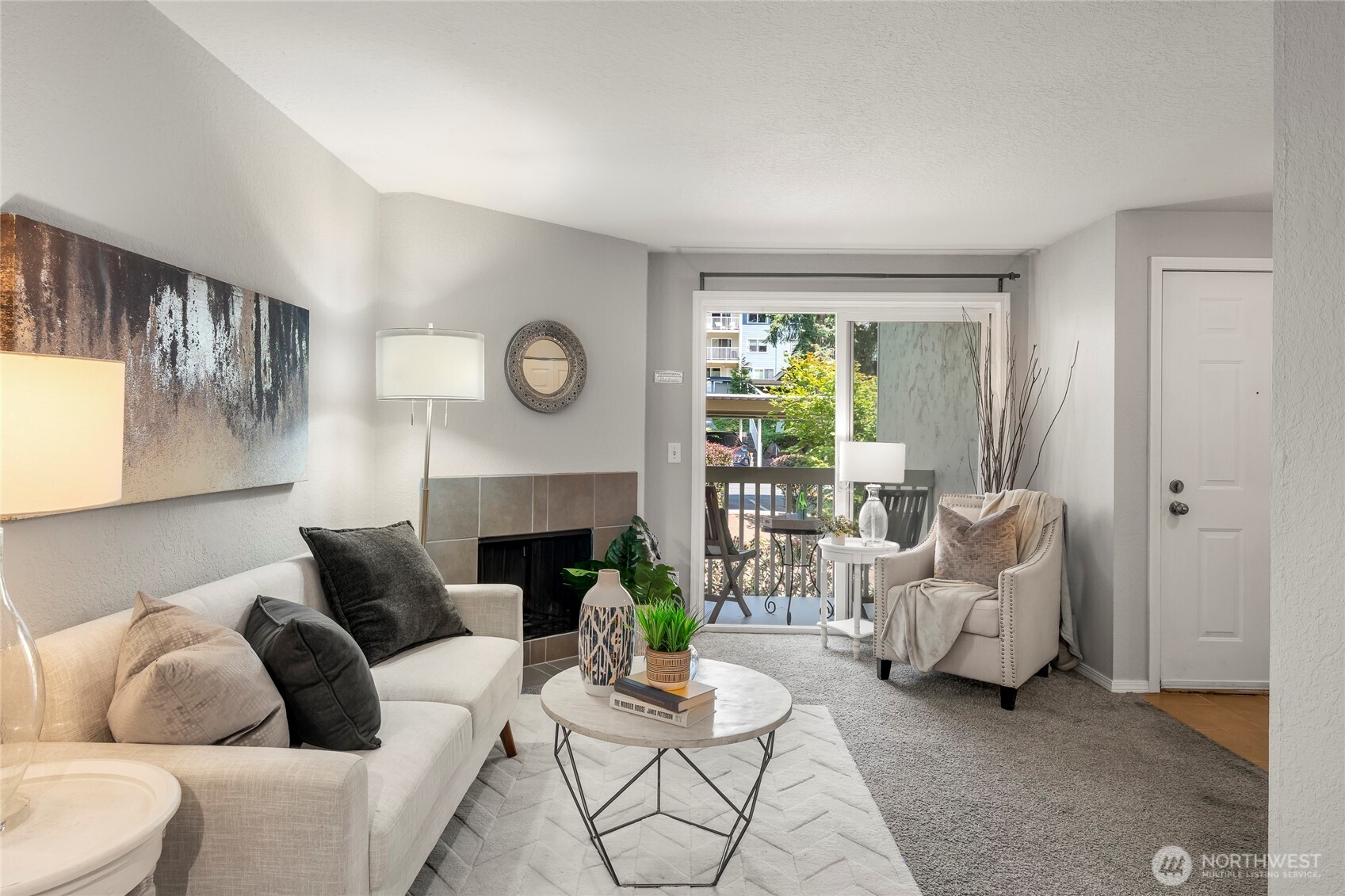 9474 Redmond-Woodinville Road NE