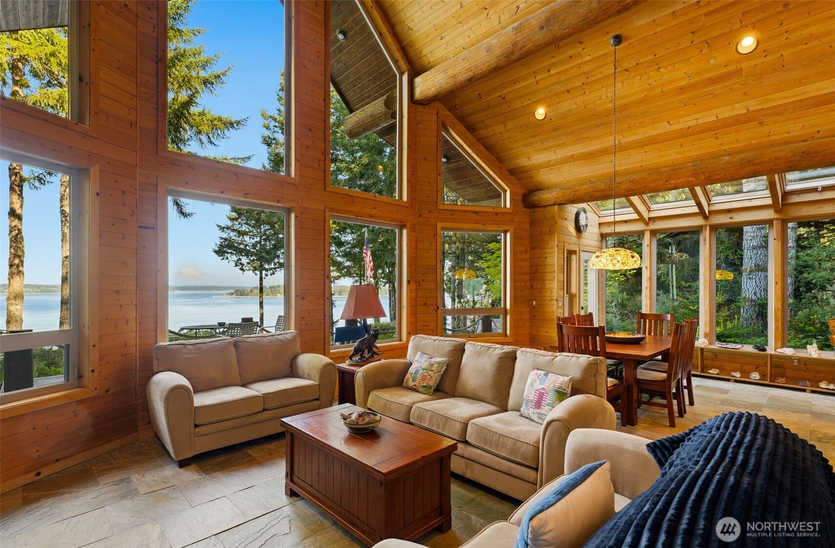151 E Tamarack Lane