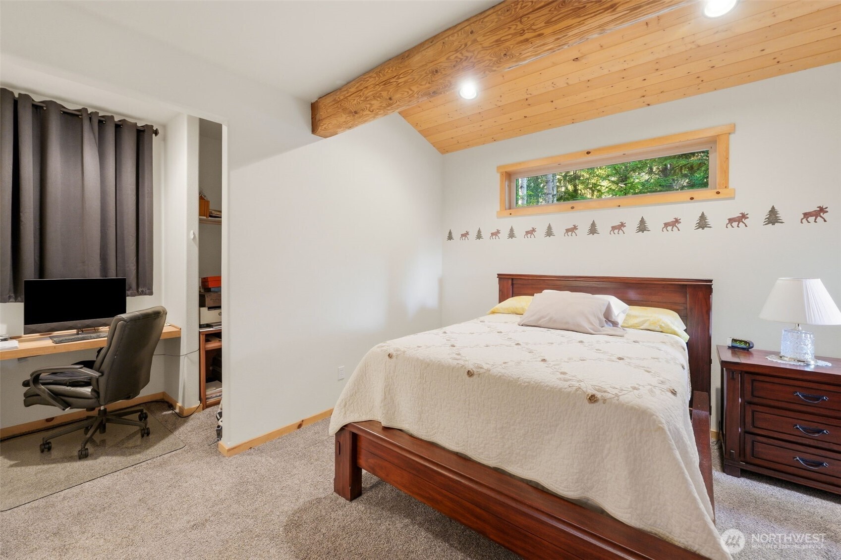 151 E Tamarack Lane