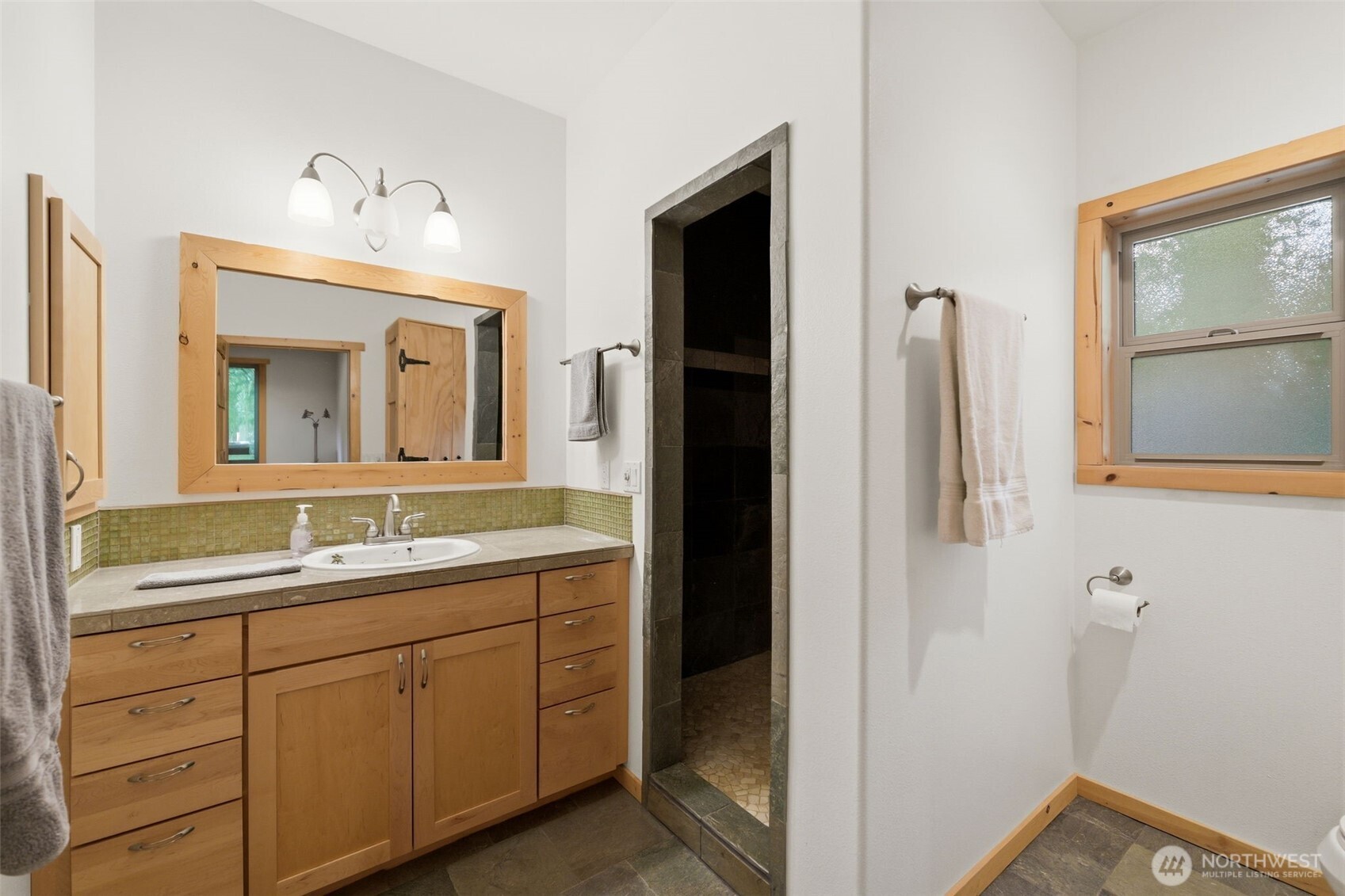151 E Tamarack Lane