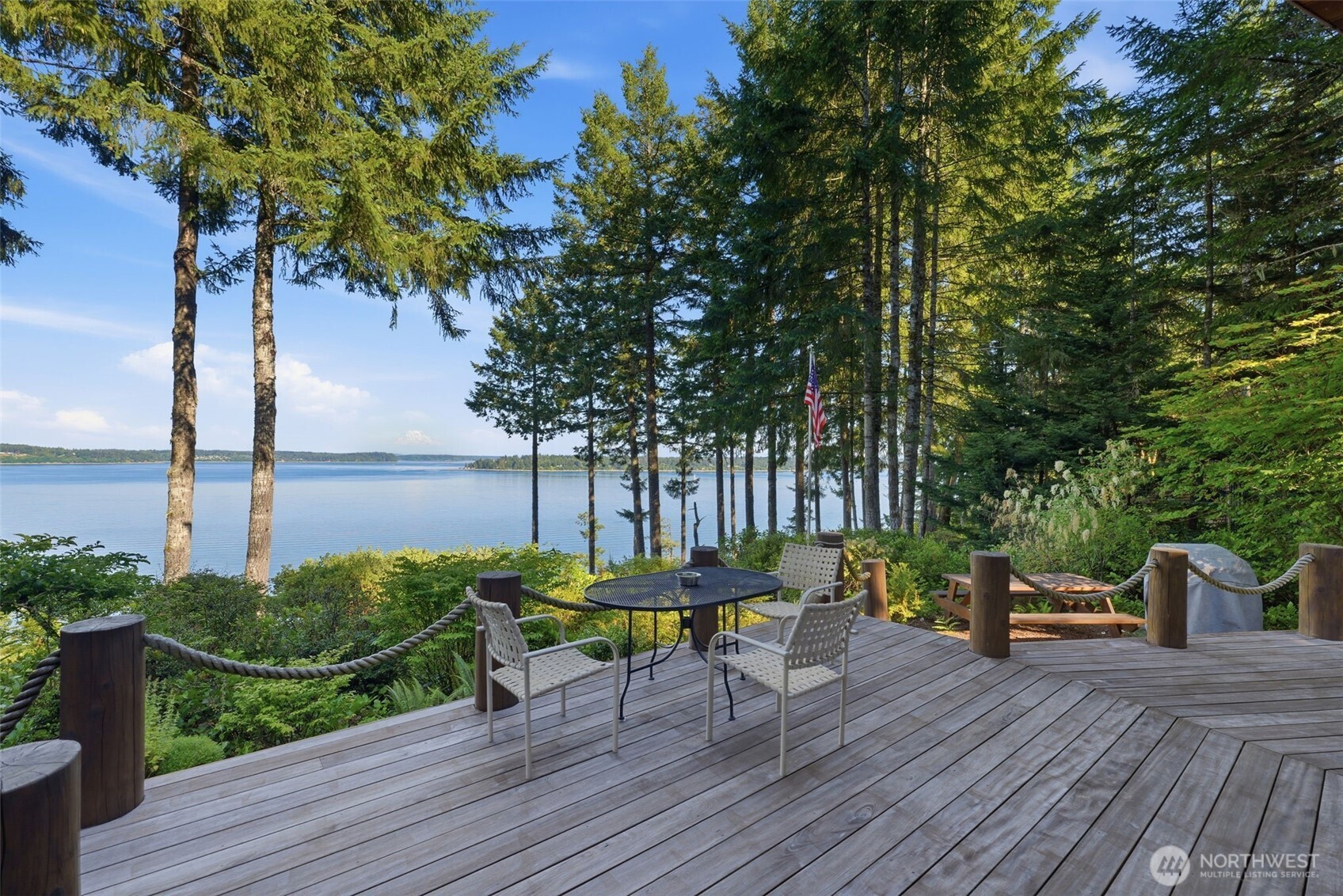 151 E Tamarack Lane