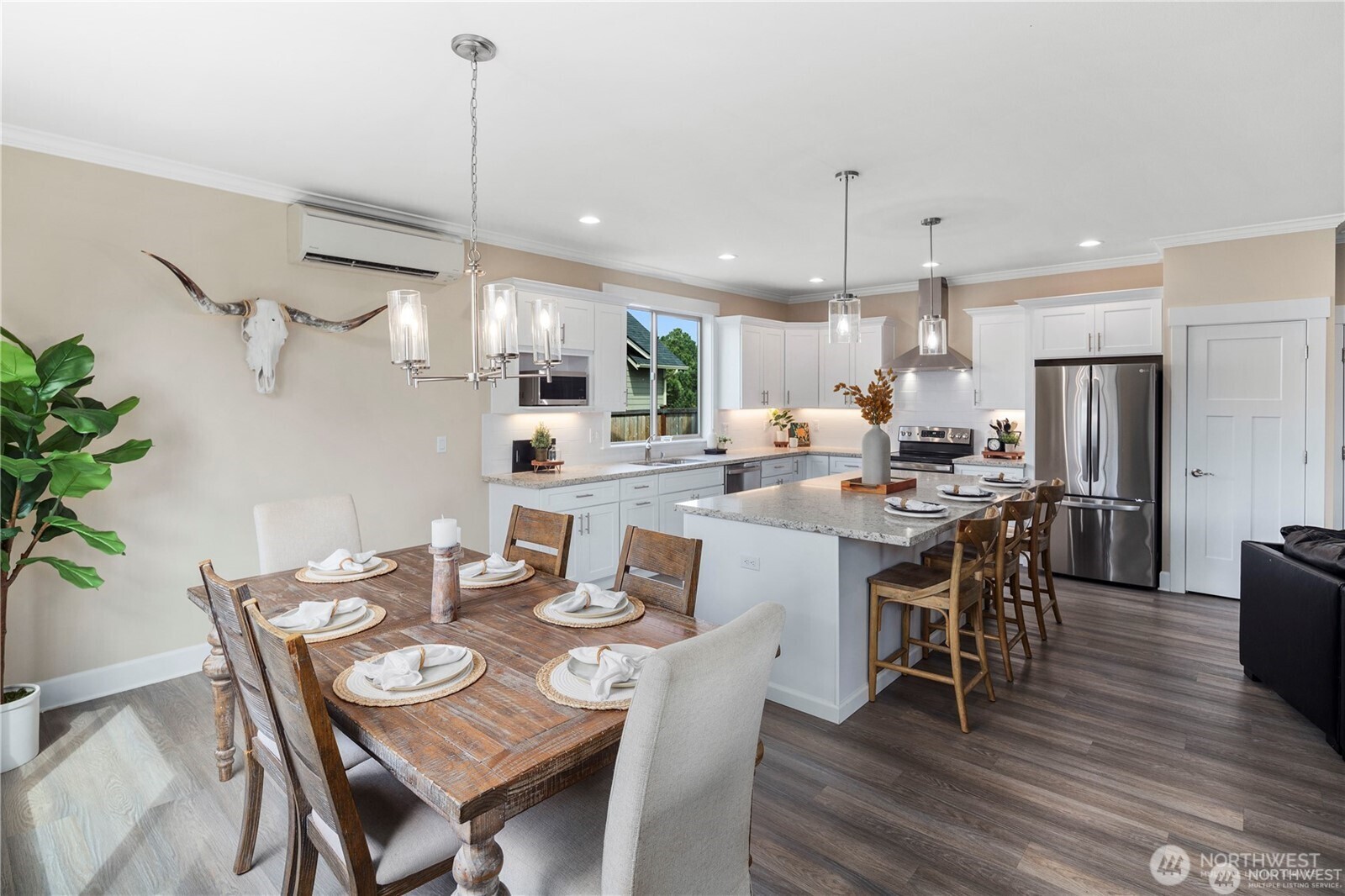 209 N McNeely Street