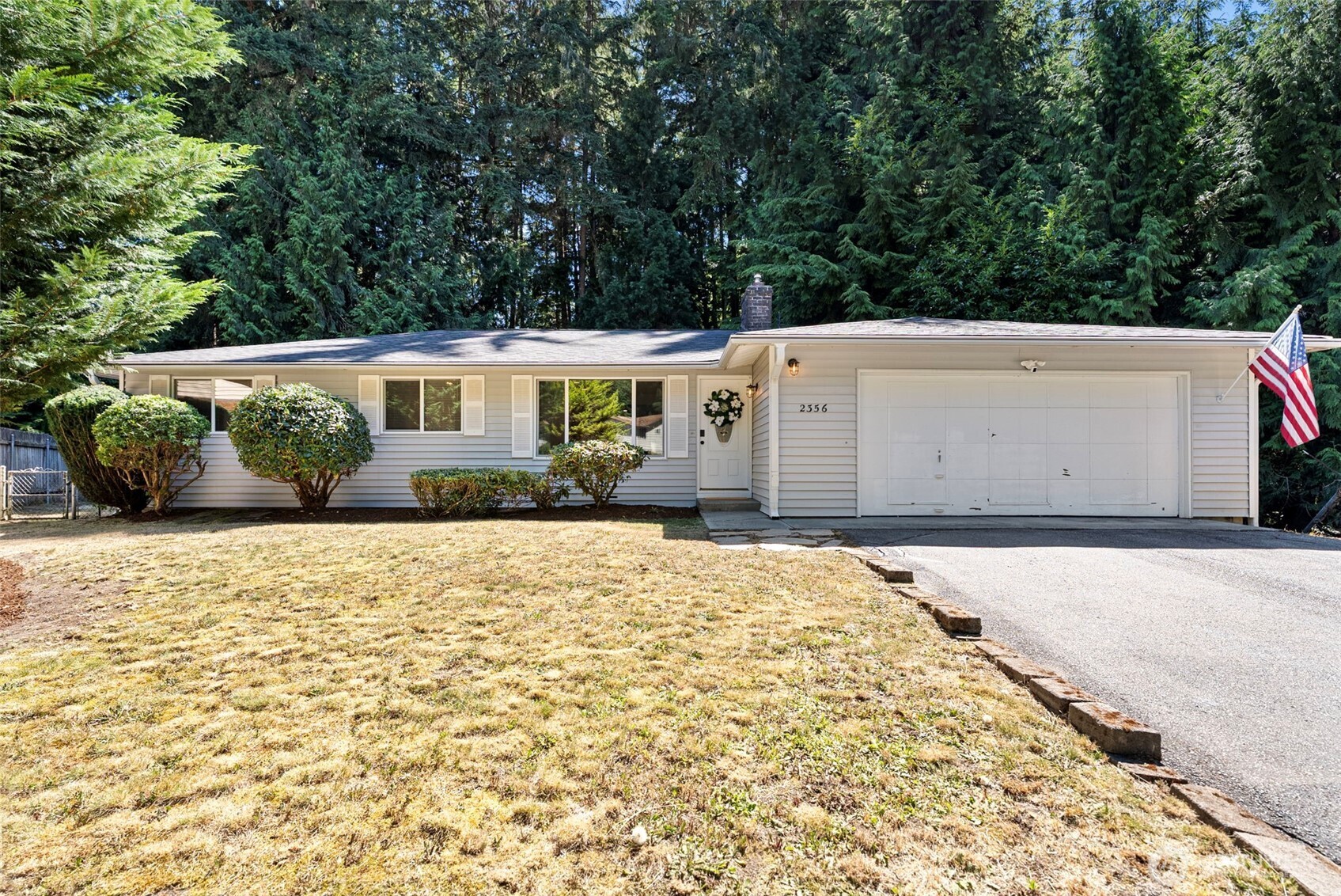 2356 Red Spruce Drive SE