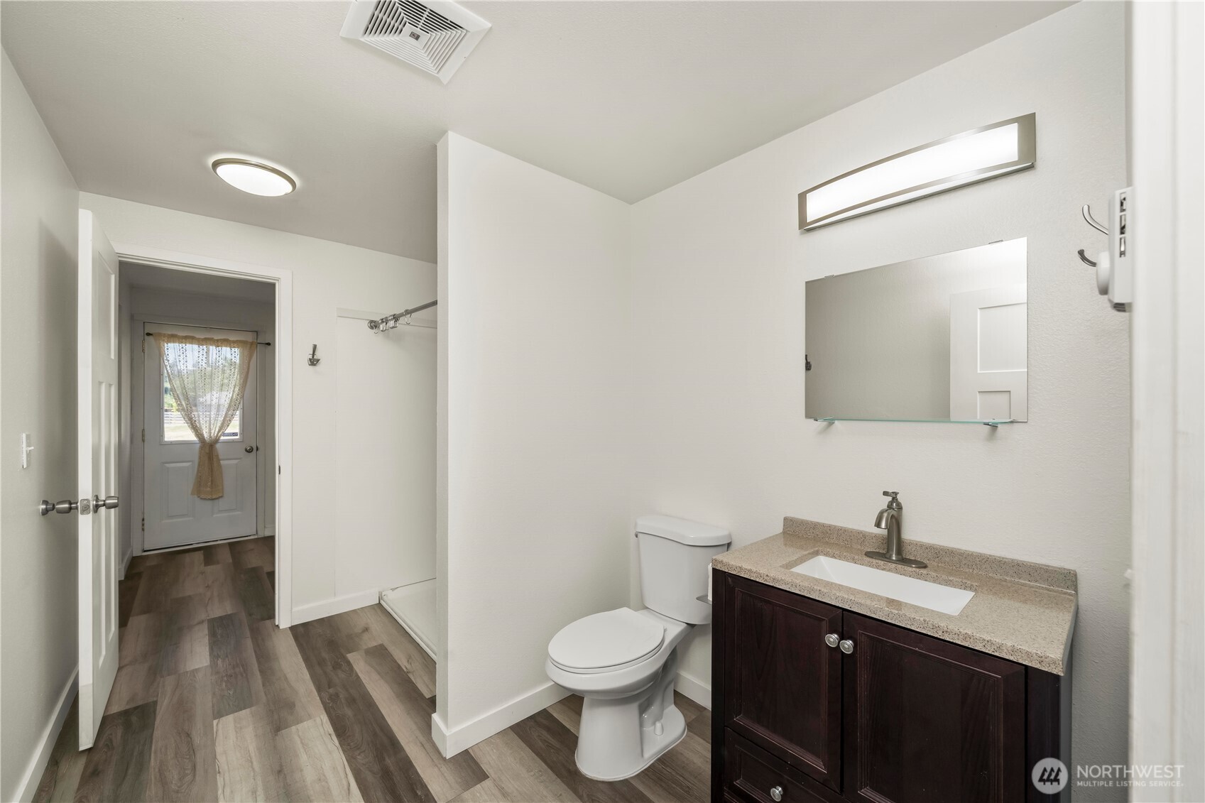 9200 Applegate Loop SW