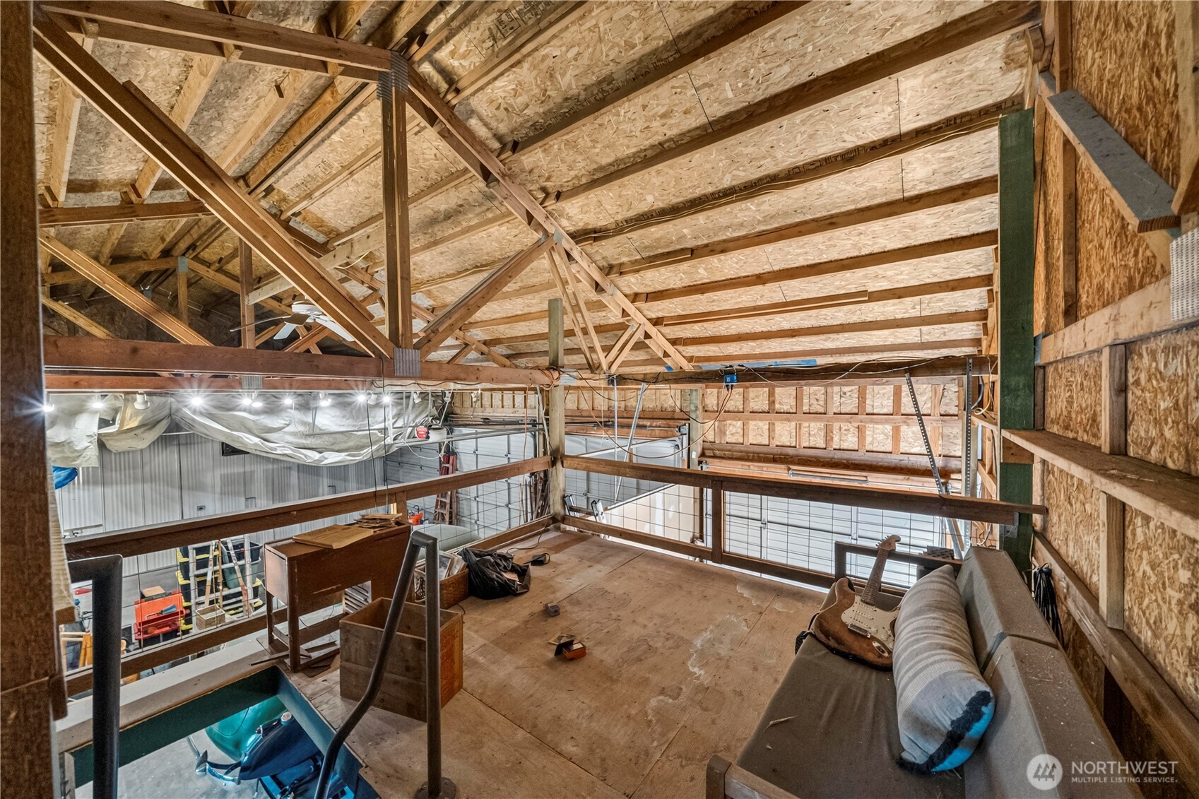 9200 Applegate Loop SW