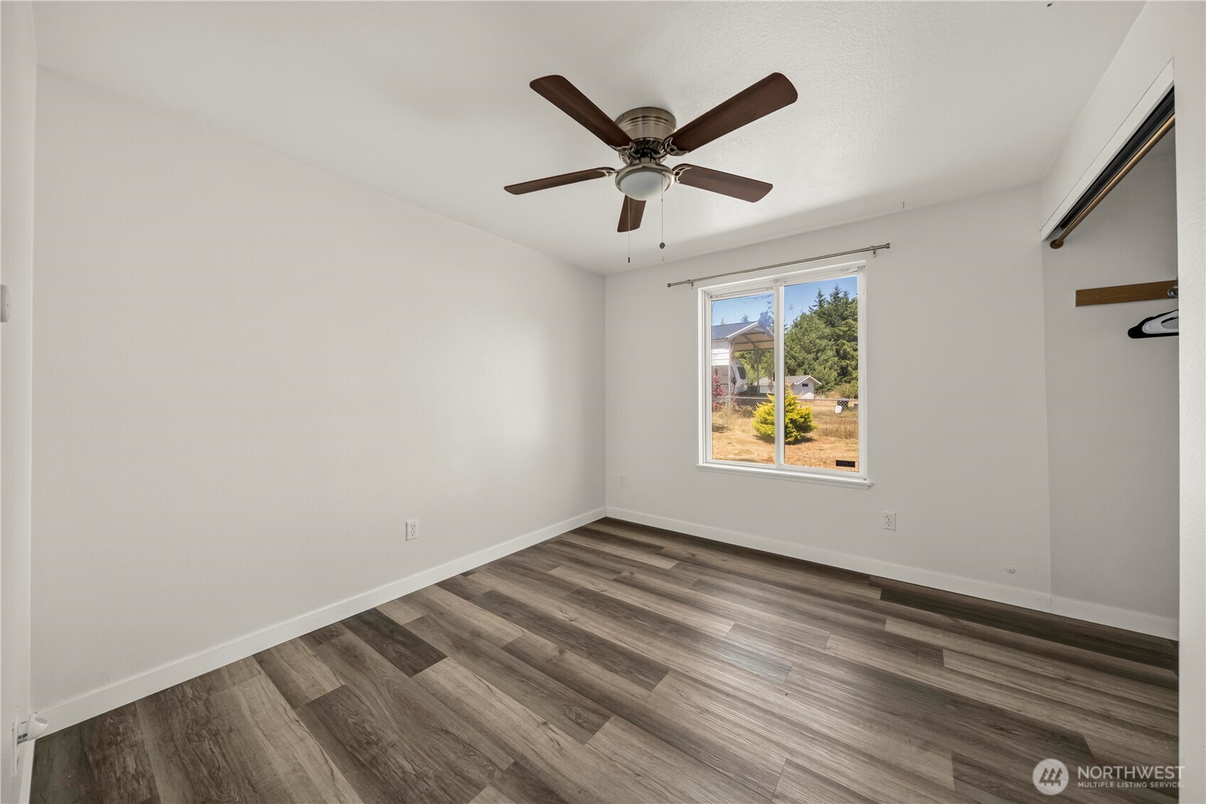 9200 Applegate Loop SW