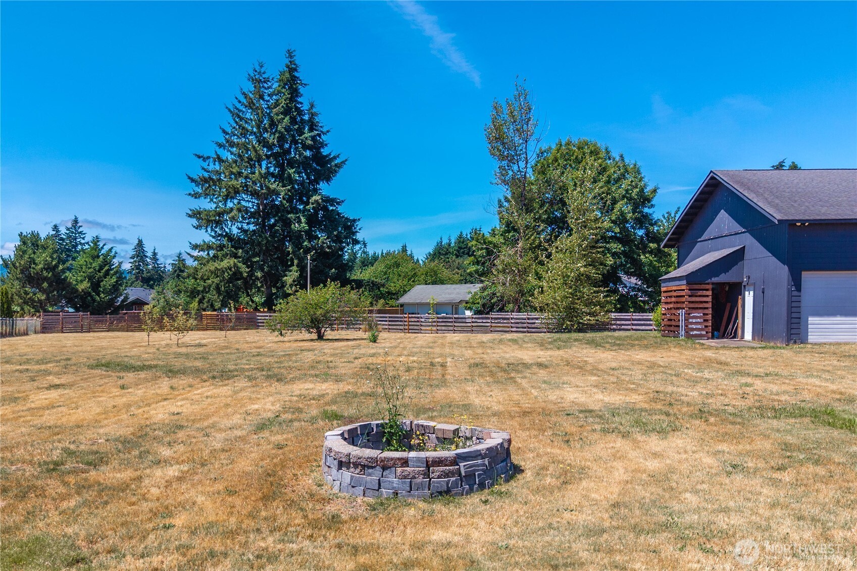9200 Applegate Loop SW