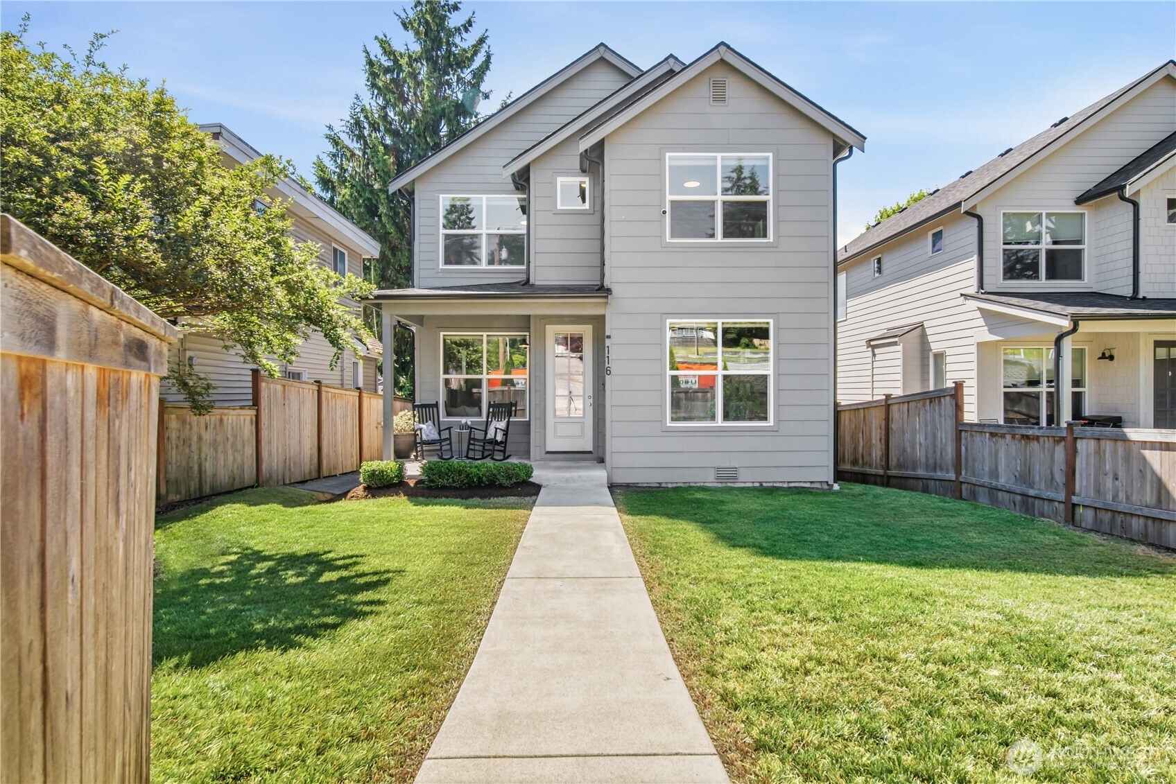 116 N Stillaguamish Avenue