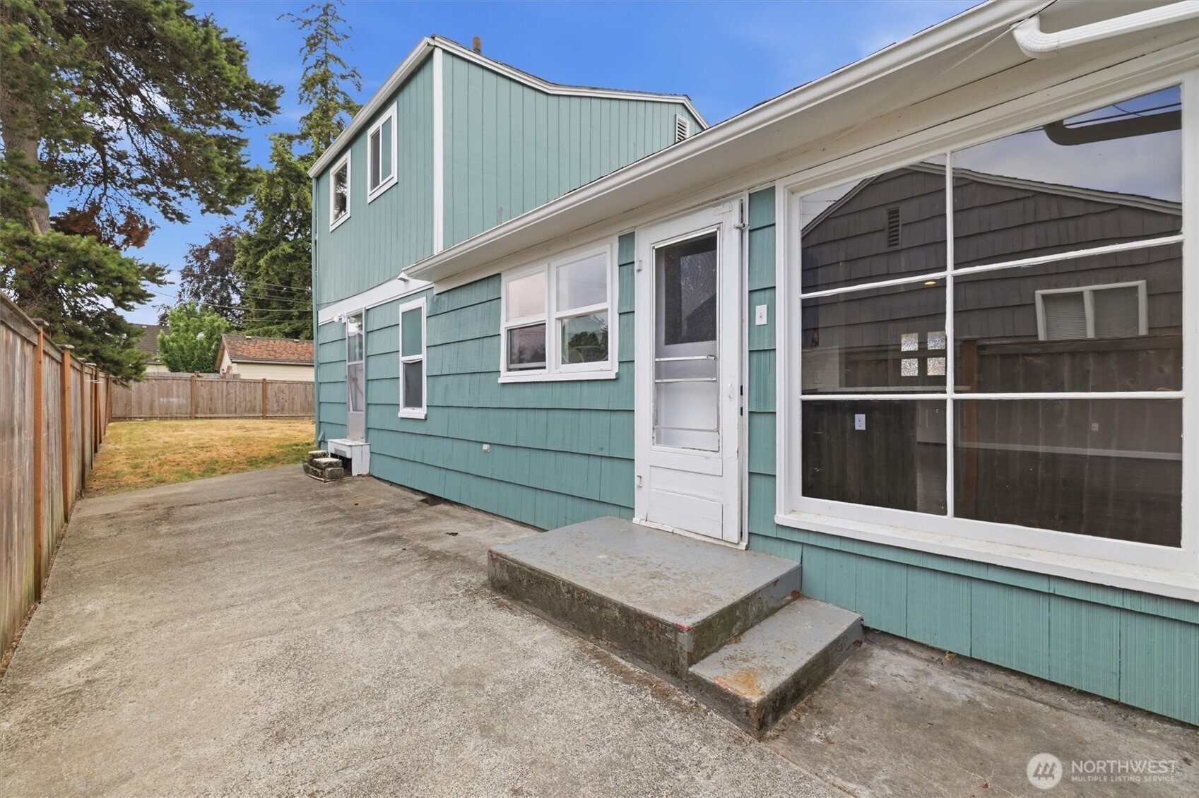 2819 N Mullen Street