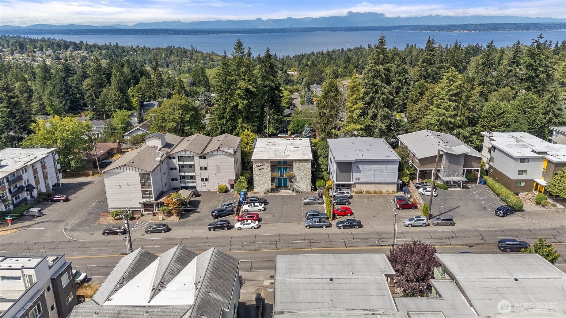 11515 Greenwood Avenue N Unit: H