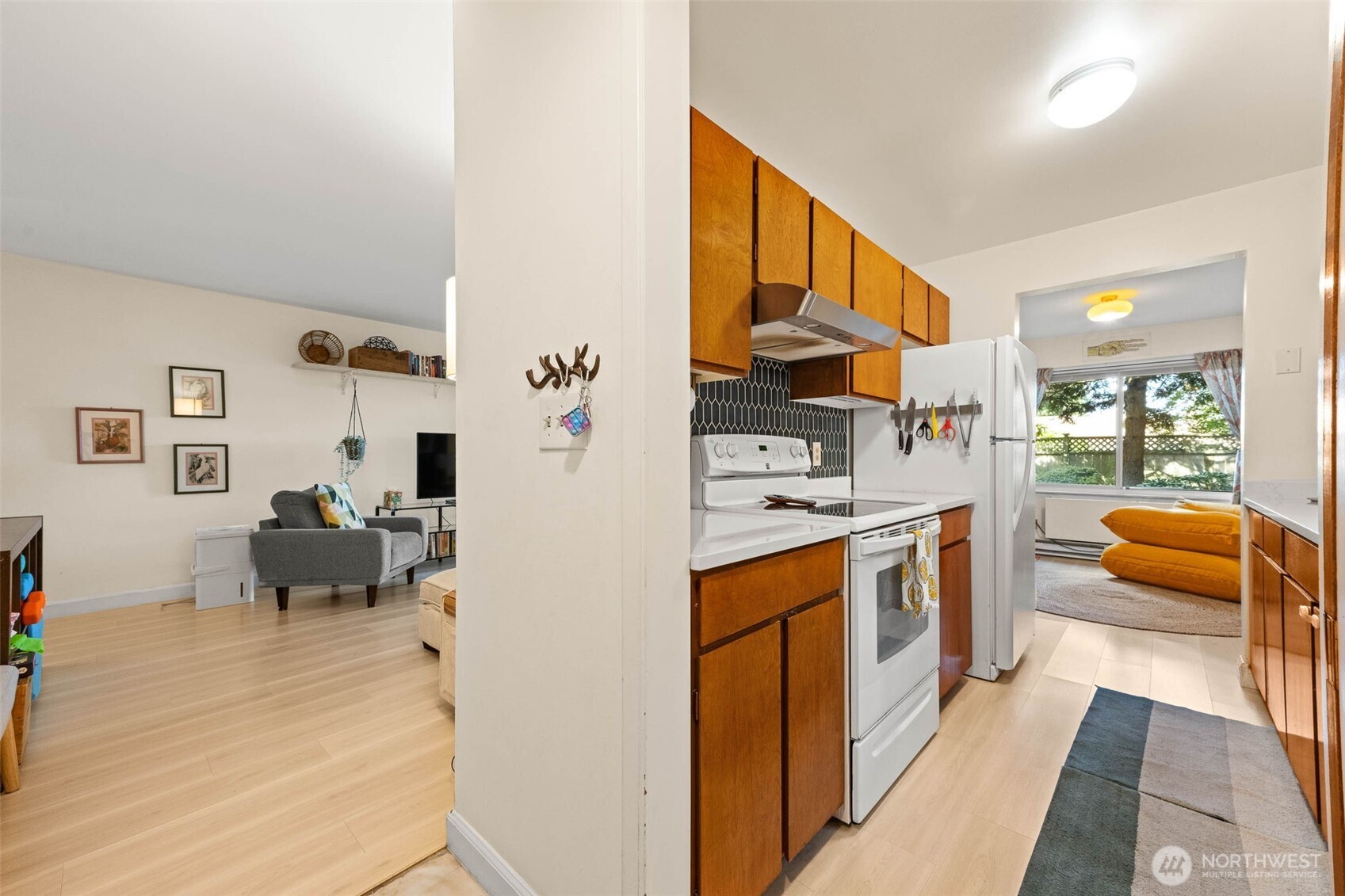 11515 Greenwood Avenue N Unit: H