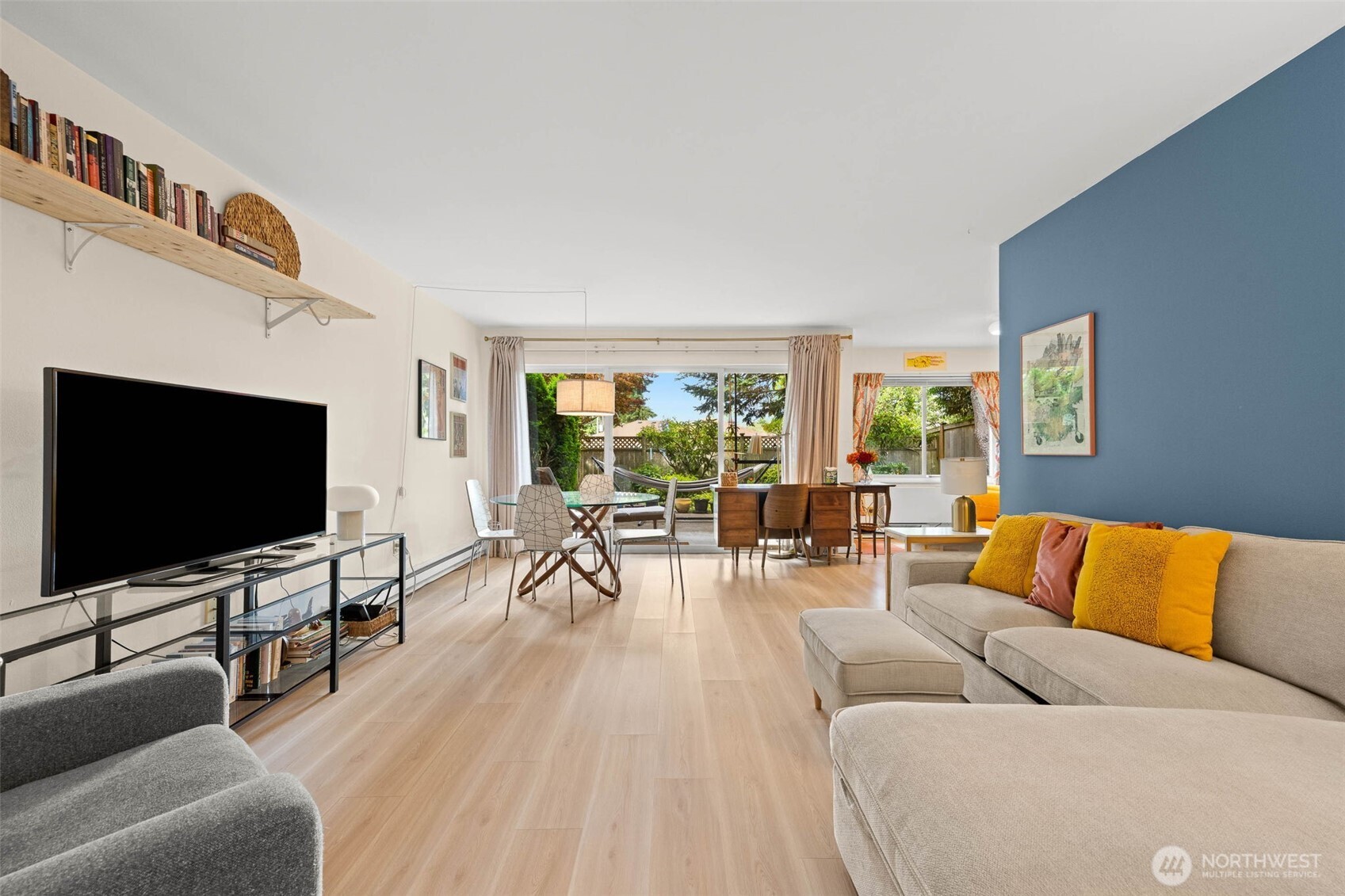 11515 Greenwood Avenue N Unit: H