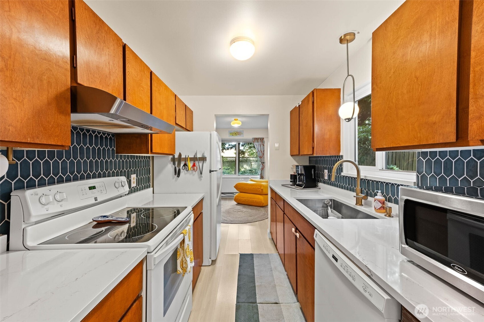 11515 Greenwood Avenue N Unit: H