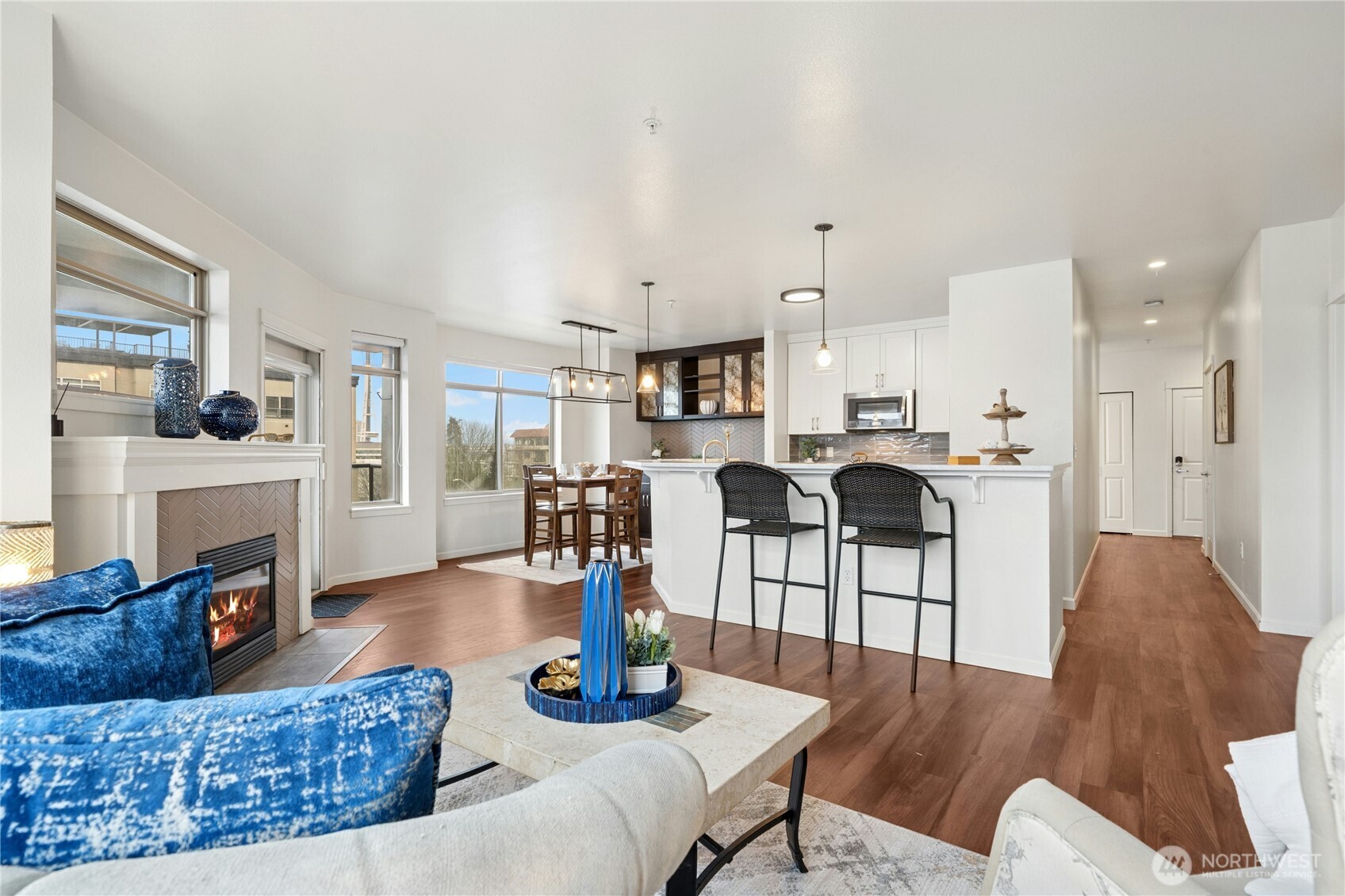 1000 N Aurora Avenue Unit: 4 0 9