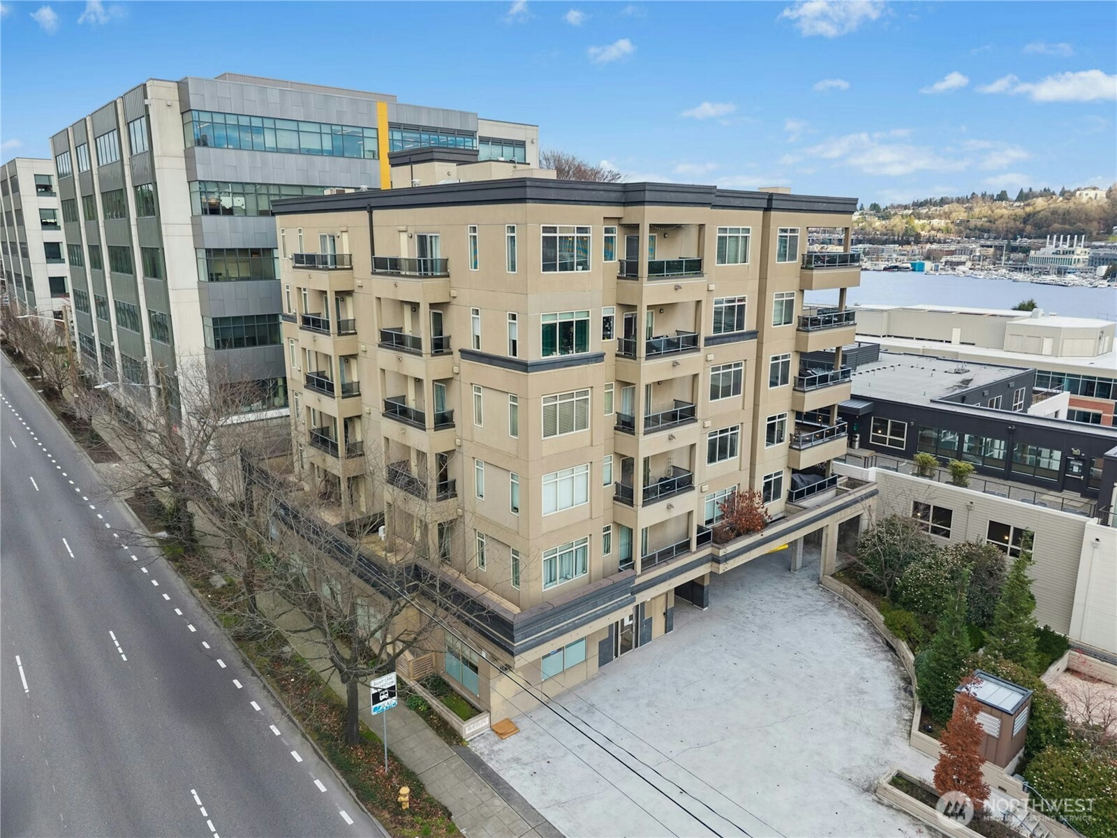 1000 N Aurora Avenue Unit: 4 0 9