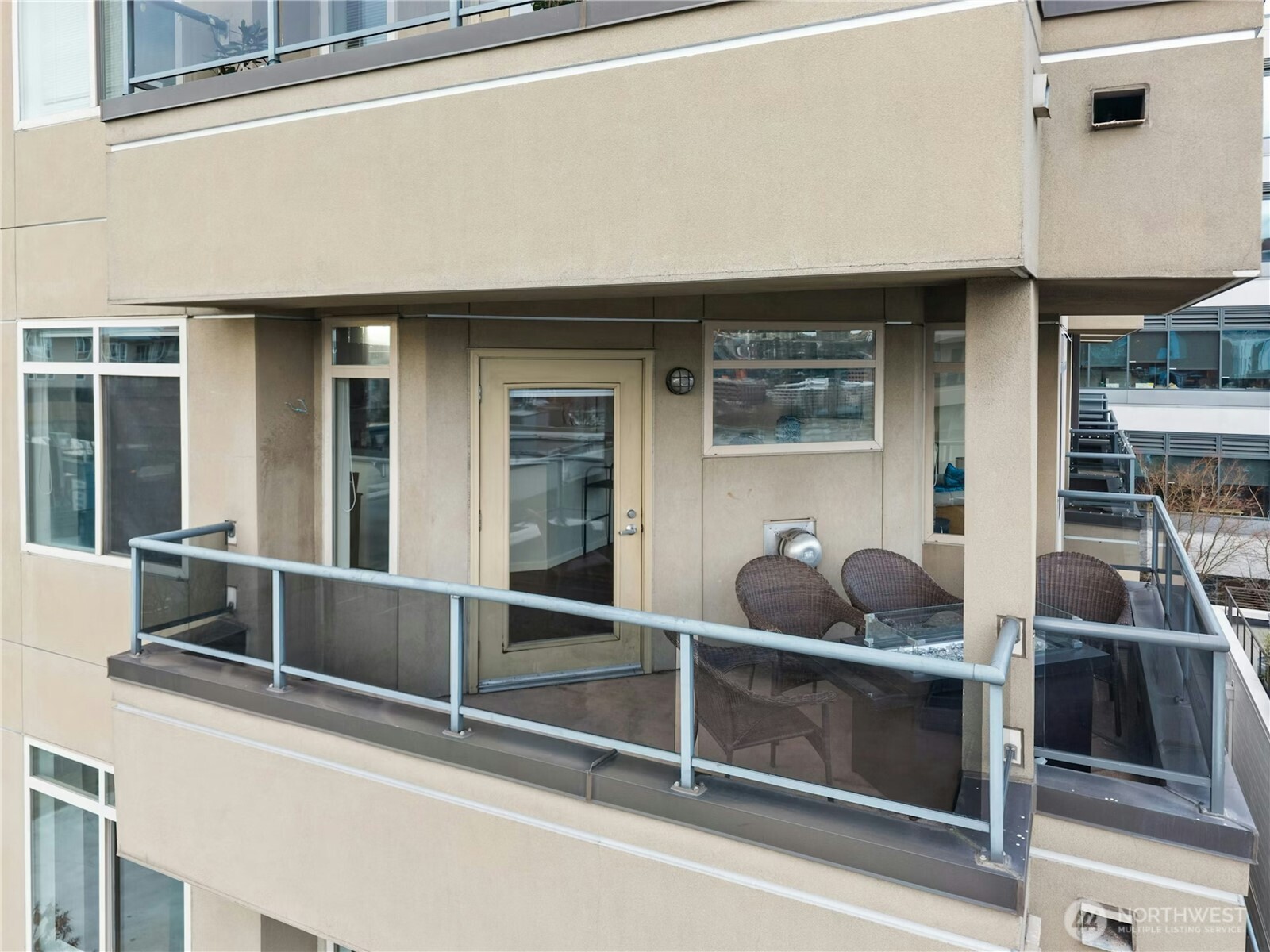 1000 N Aurora Avenue Unit: 4 0 9