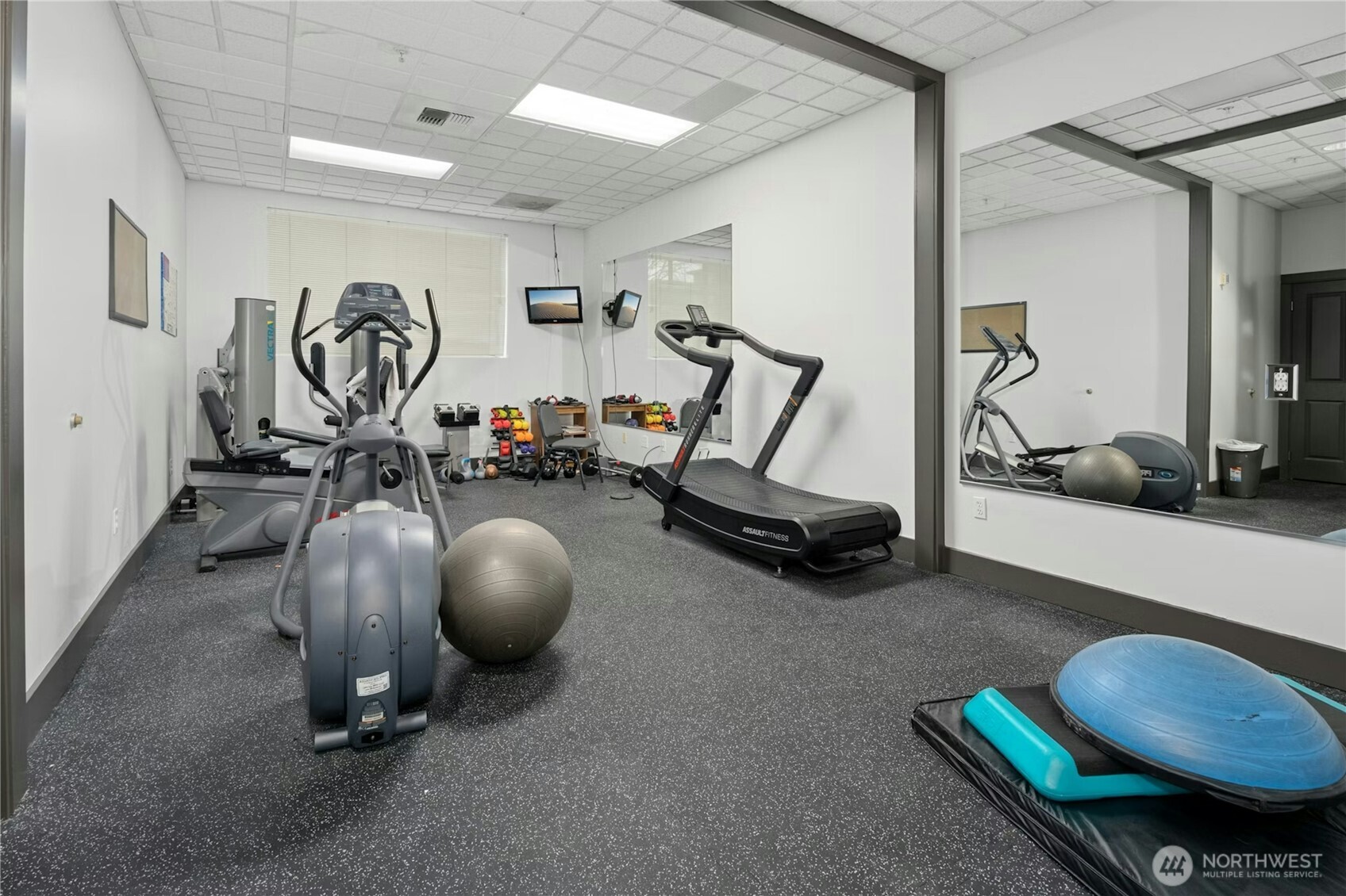 1000 N Aurora Avenue Unit: 4 0 9