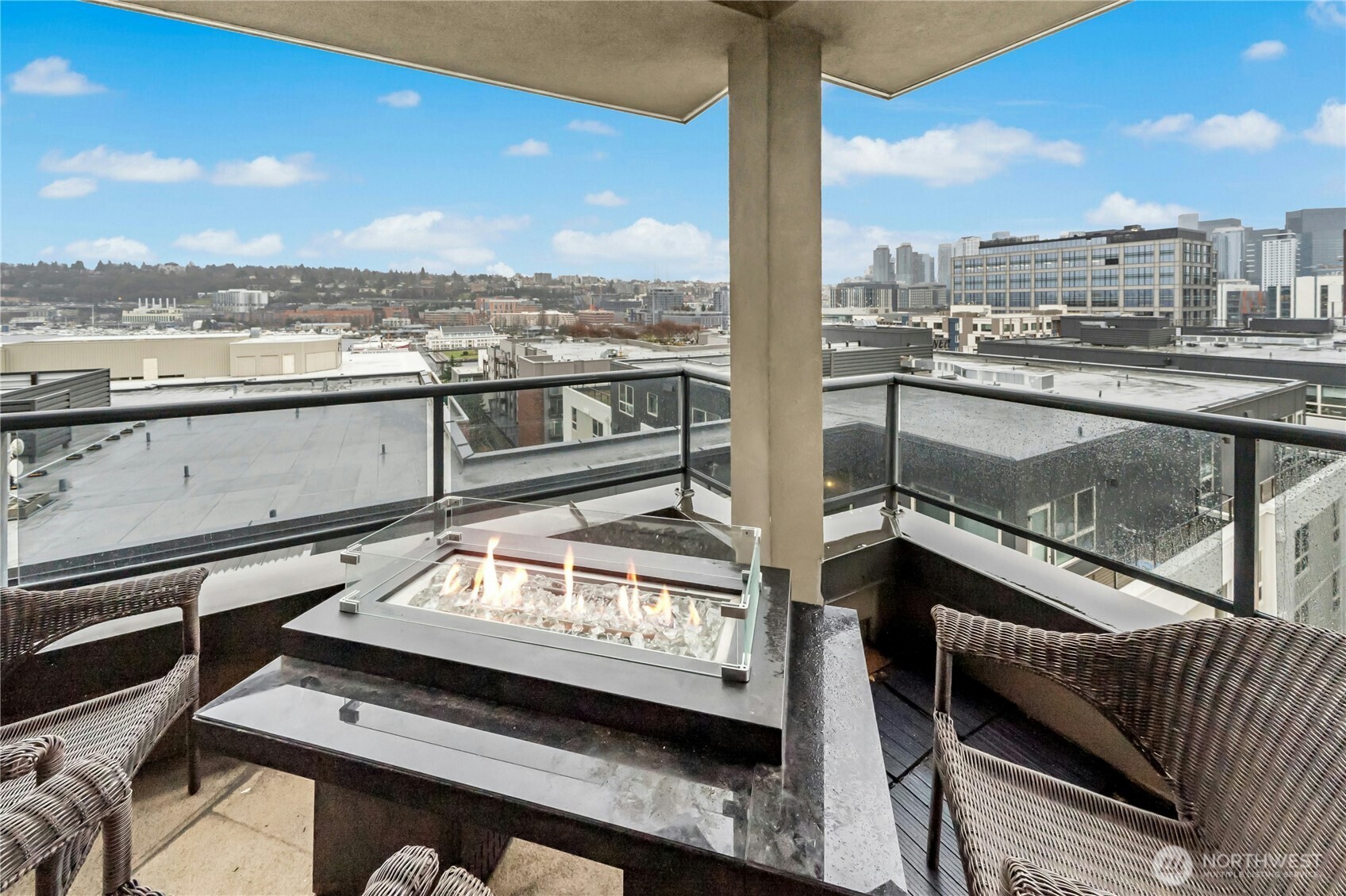 1000 N Aurora Avenue Unit: 4 0 9
