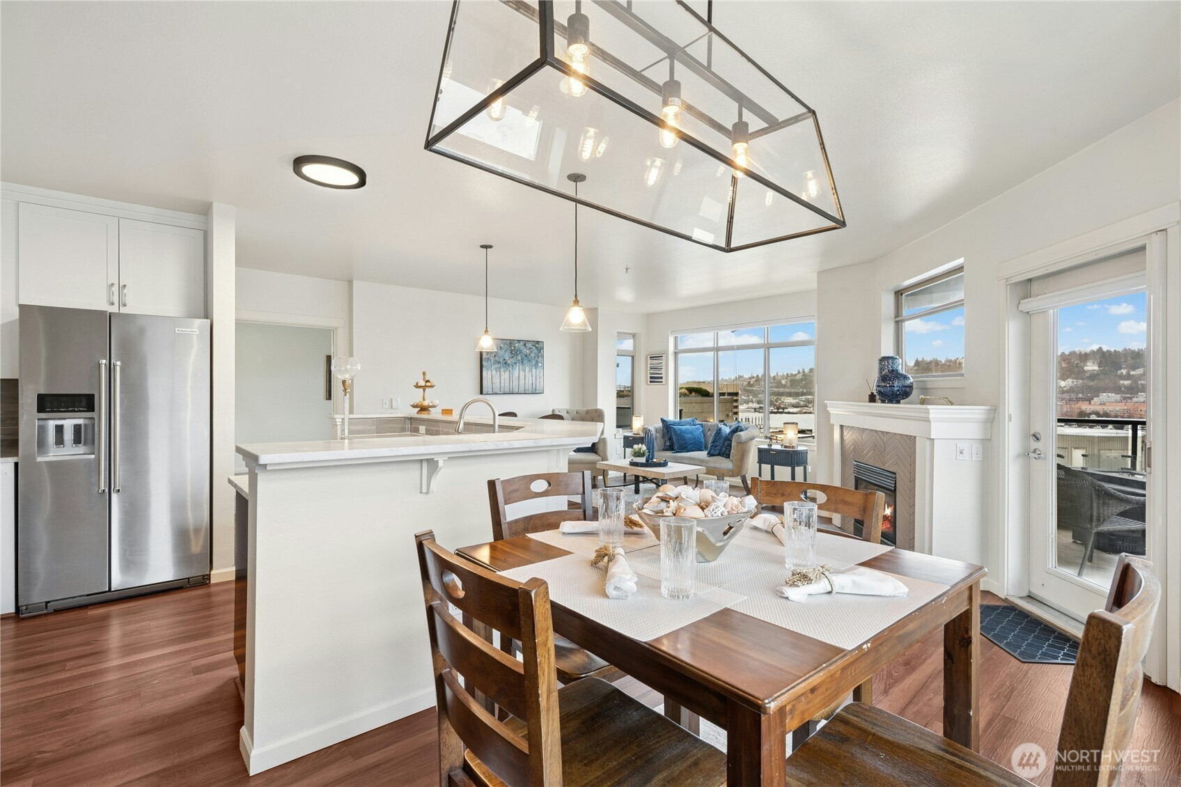 1000 N Aurora Avenue Unit: 4 0 9