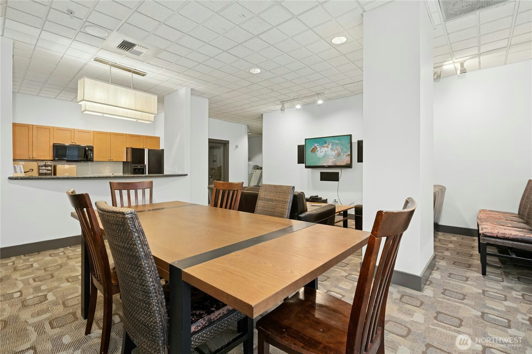 1000 N Aurora Avenue Unit: 4 0 9