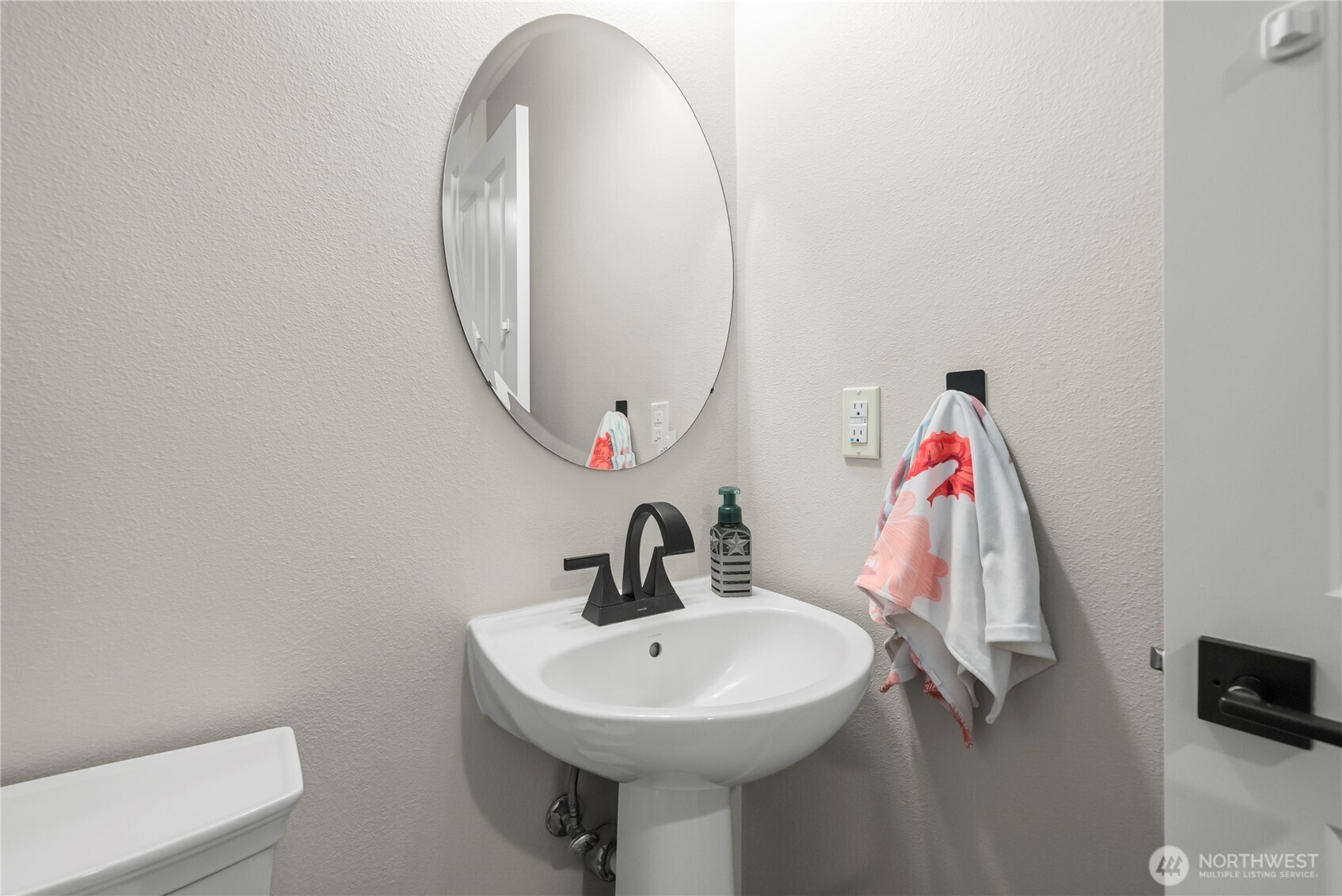 5909 Panorama Drive SE Unit: 21-101