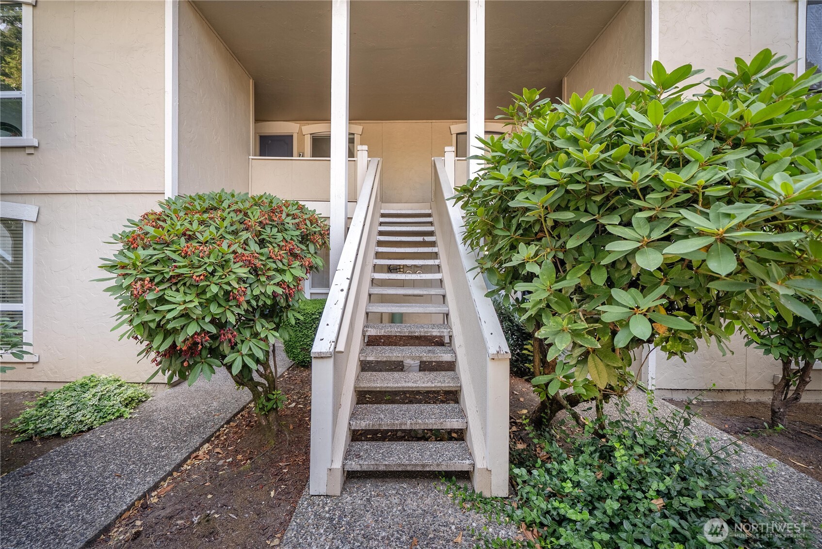10221 NE 16th Street Unit: H7