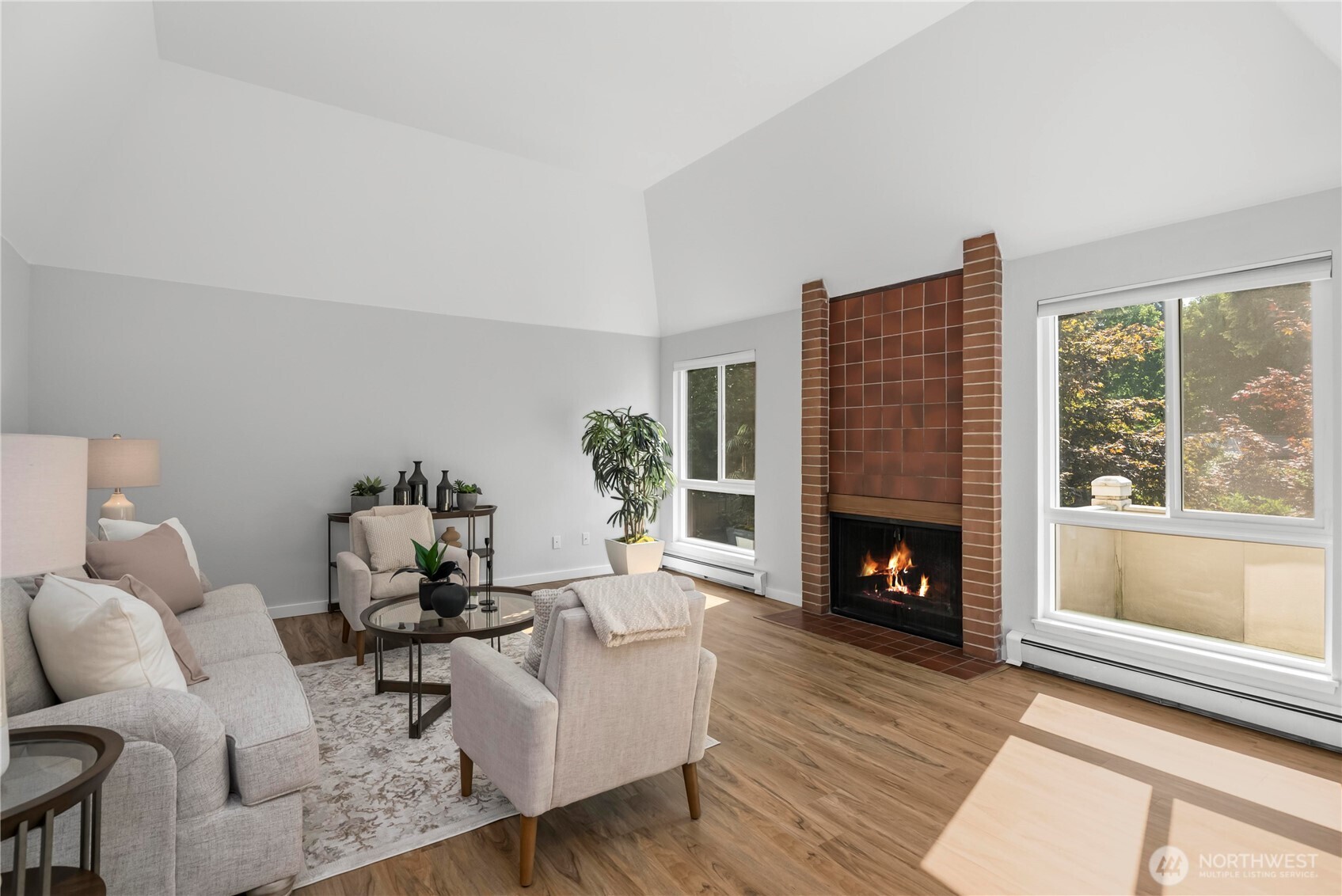 10221 NE 16th Street Unit: H7