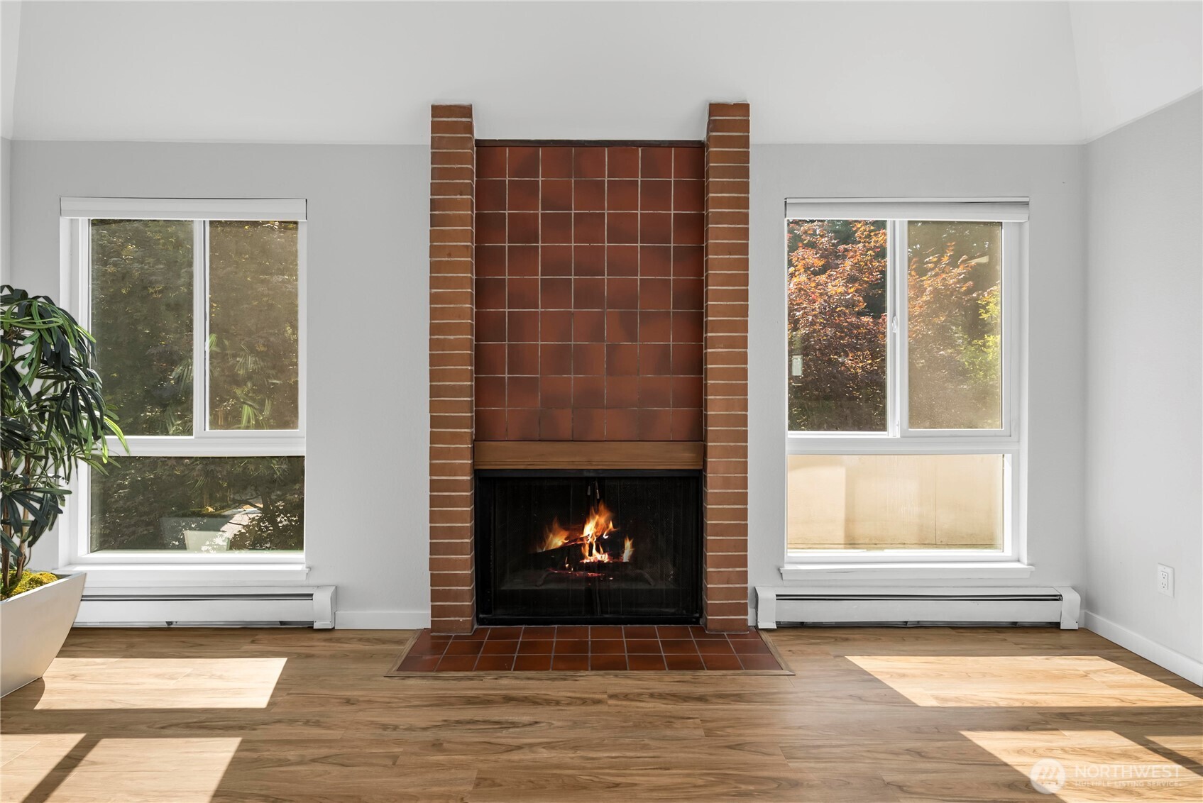 10221 NE 16th Street Unit: H7