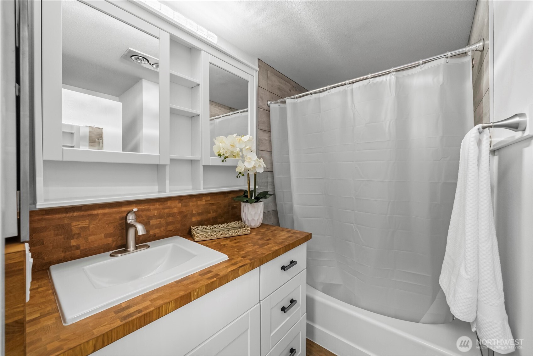 10221 NE 16th Street Unit: H7