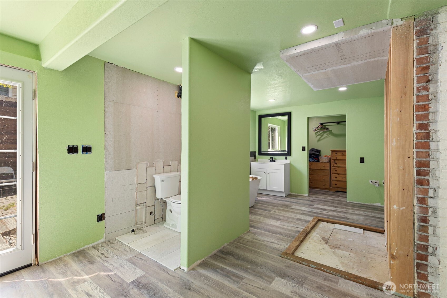 307 4th Street