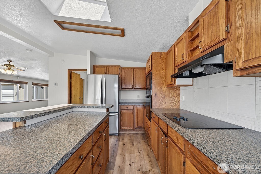 1402 22nd Street NE Unit: 546