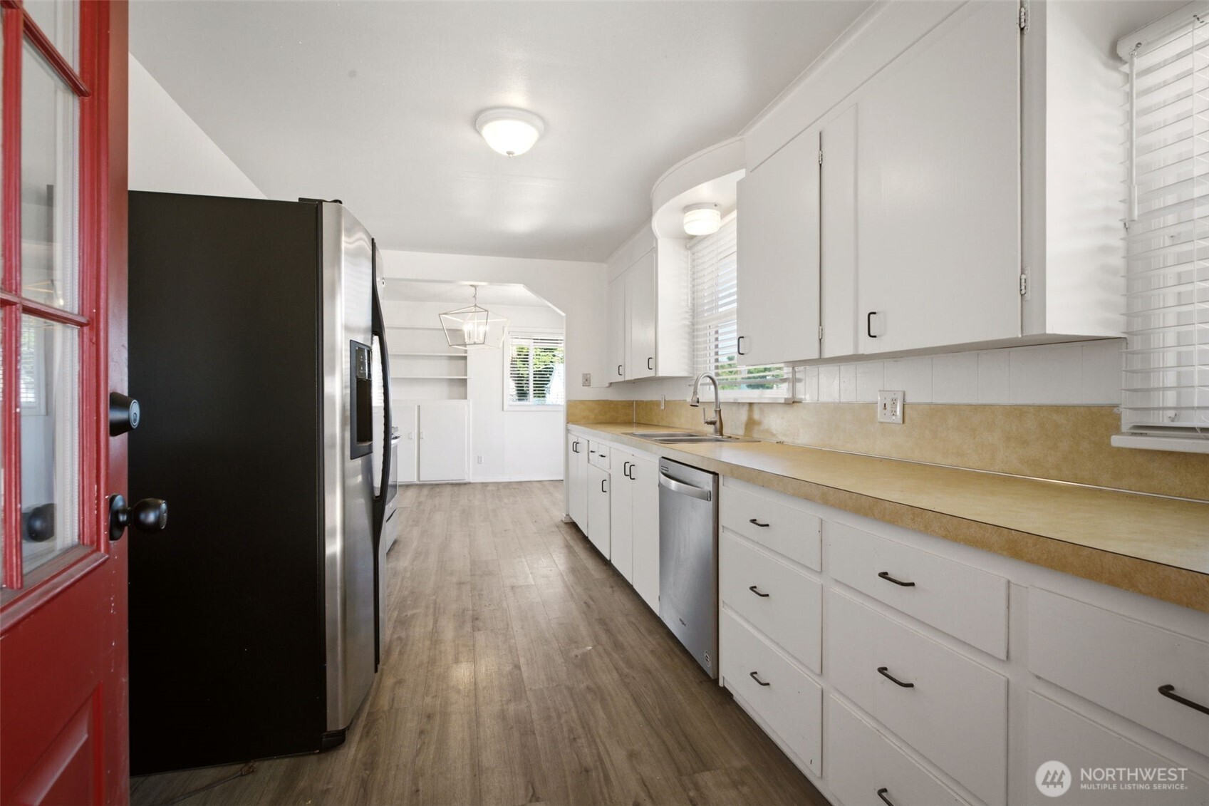 25 Shafer Avenue