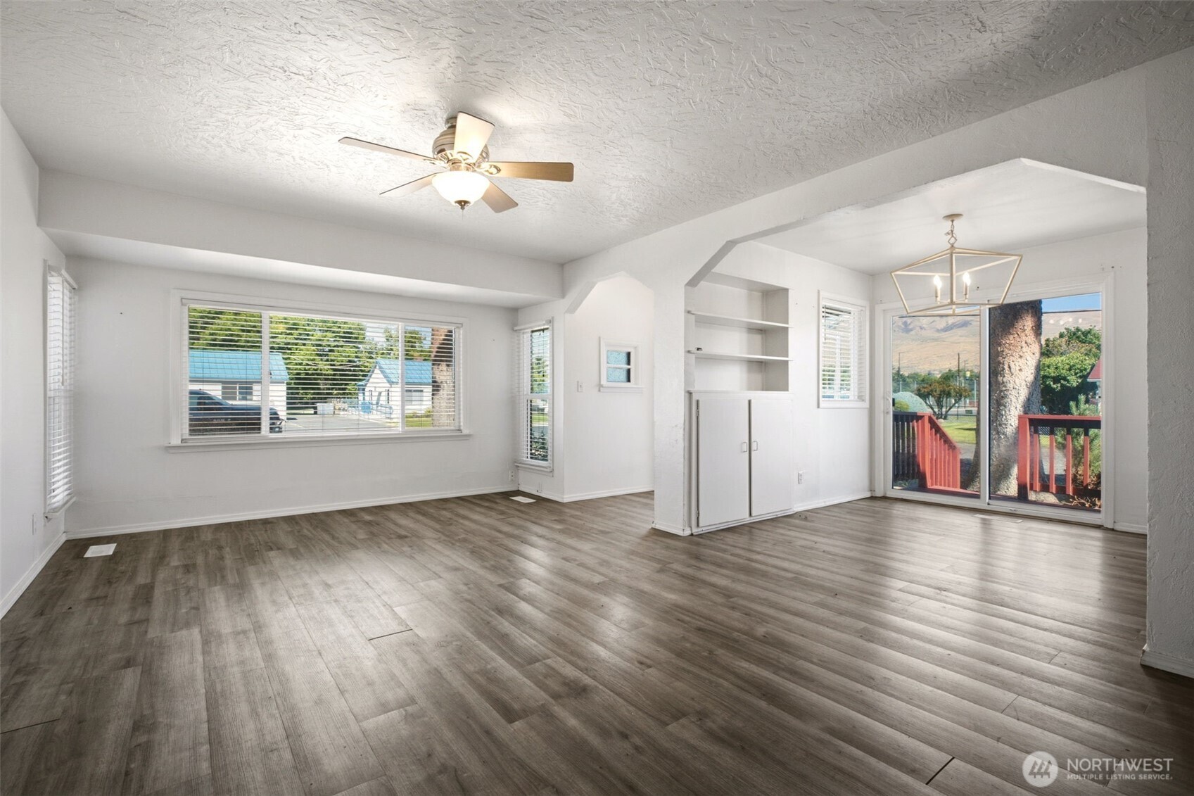 25 Shafer Avenue