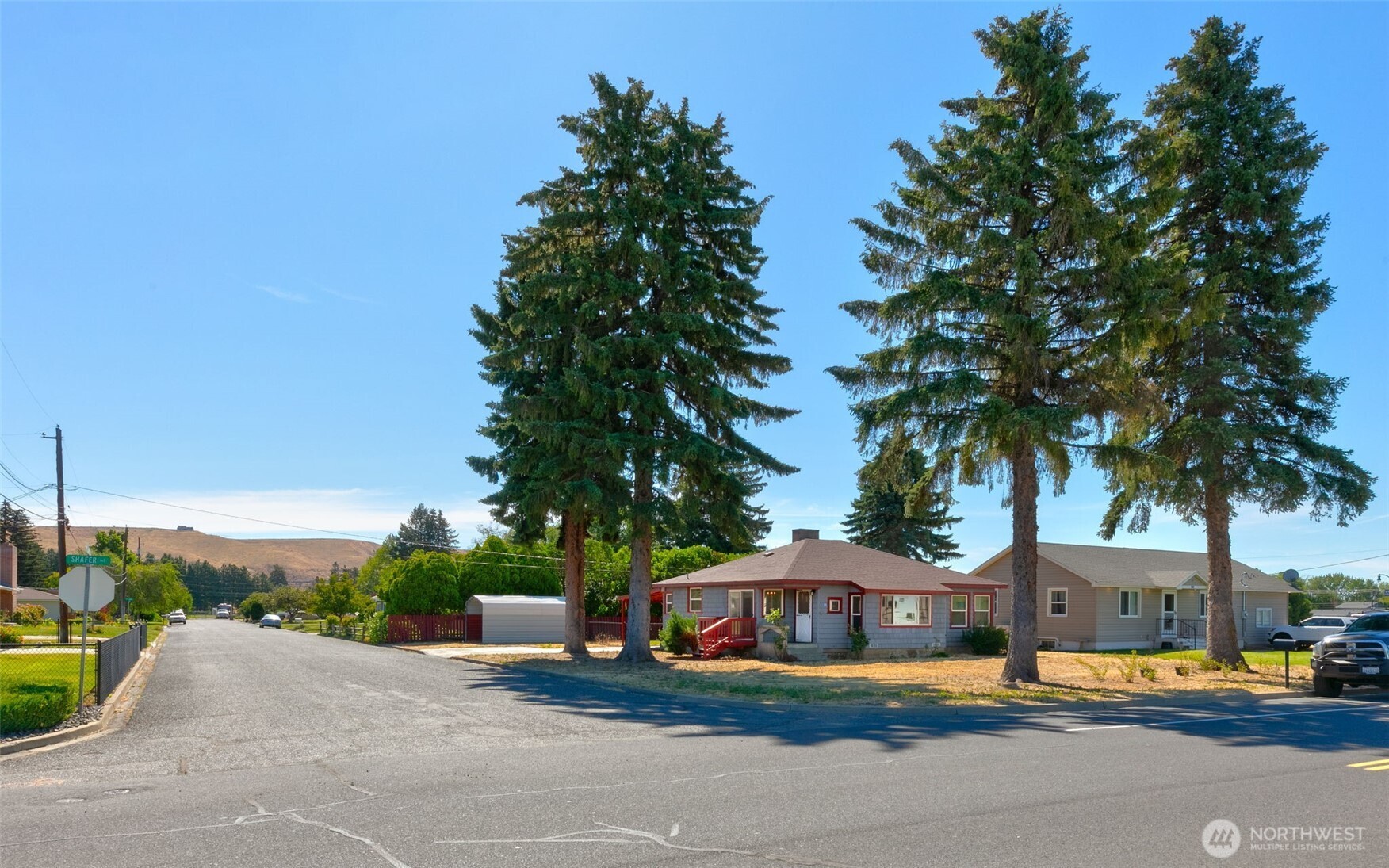 25 Shafer Avenue