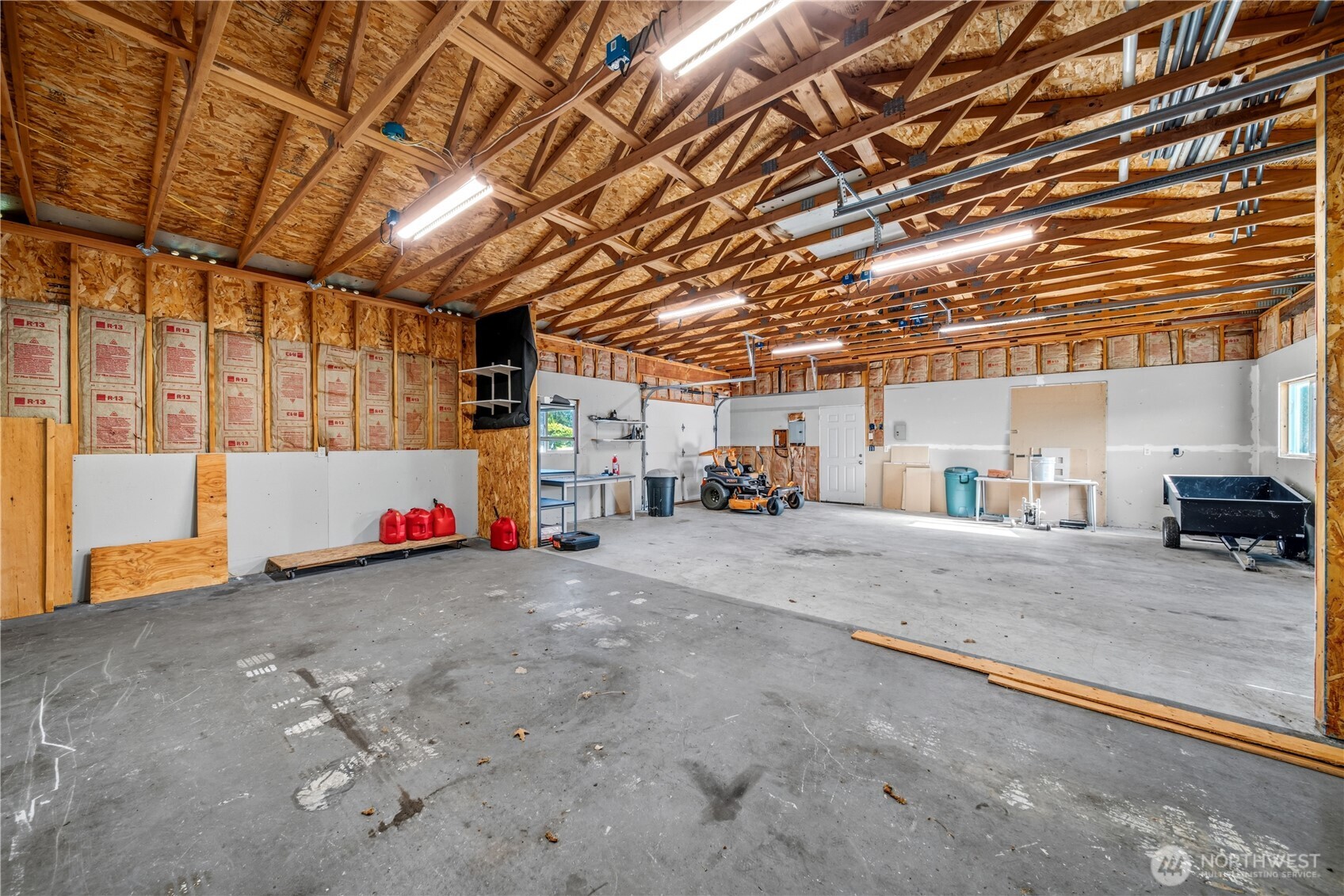 6401 145th Drive NE