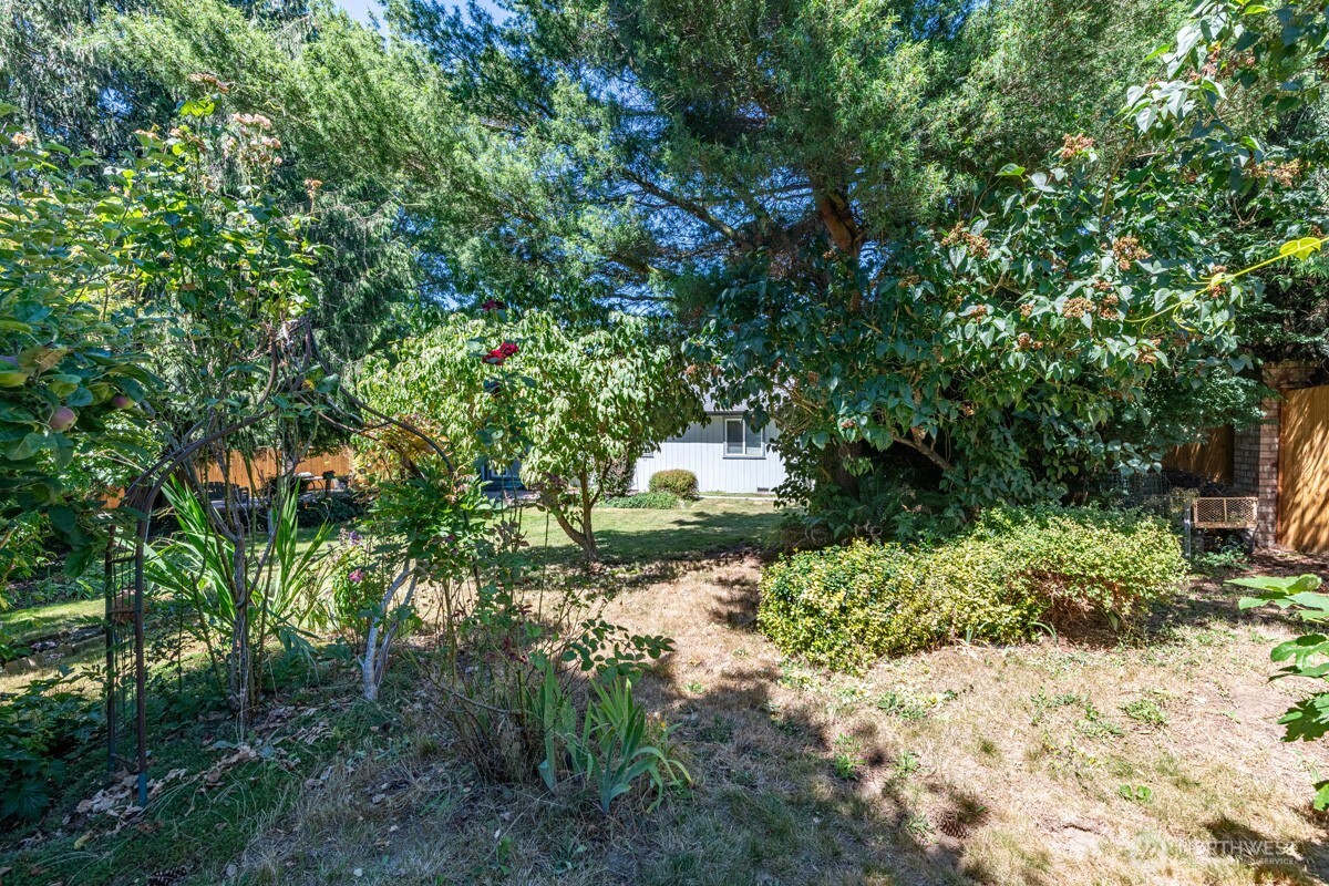 7026 66th Avenue NE